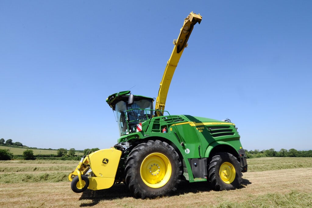 Big power equates to big outputs which requires a machine strong enough to cope with the forces involved