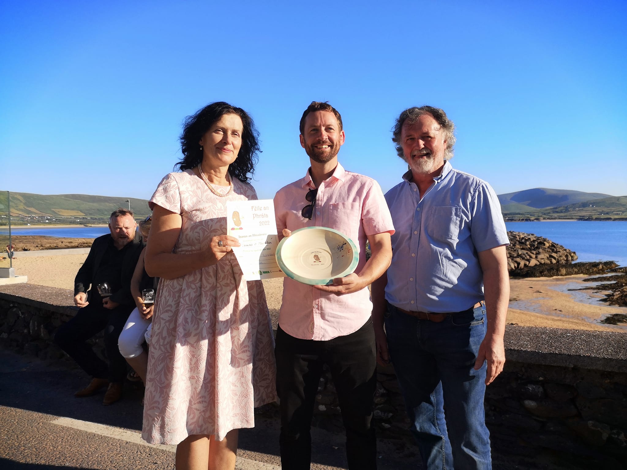 Susan Feirtéar, Tomás Ó Murchú (the 2022 overall winner) and John Sheehy