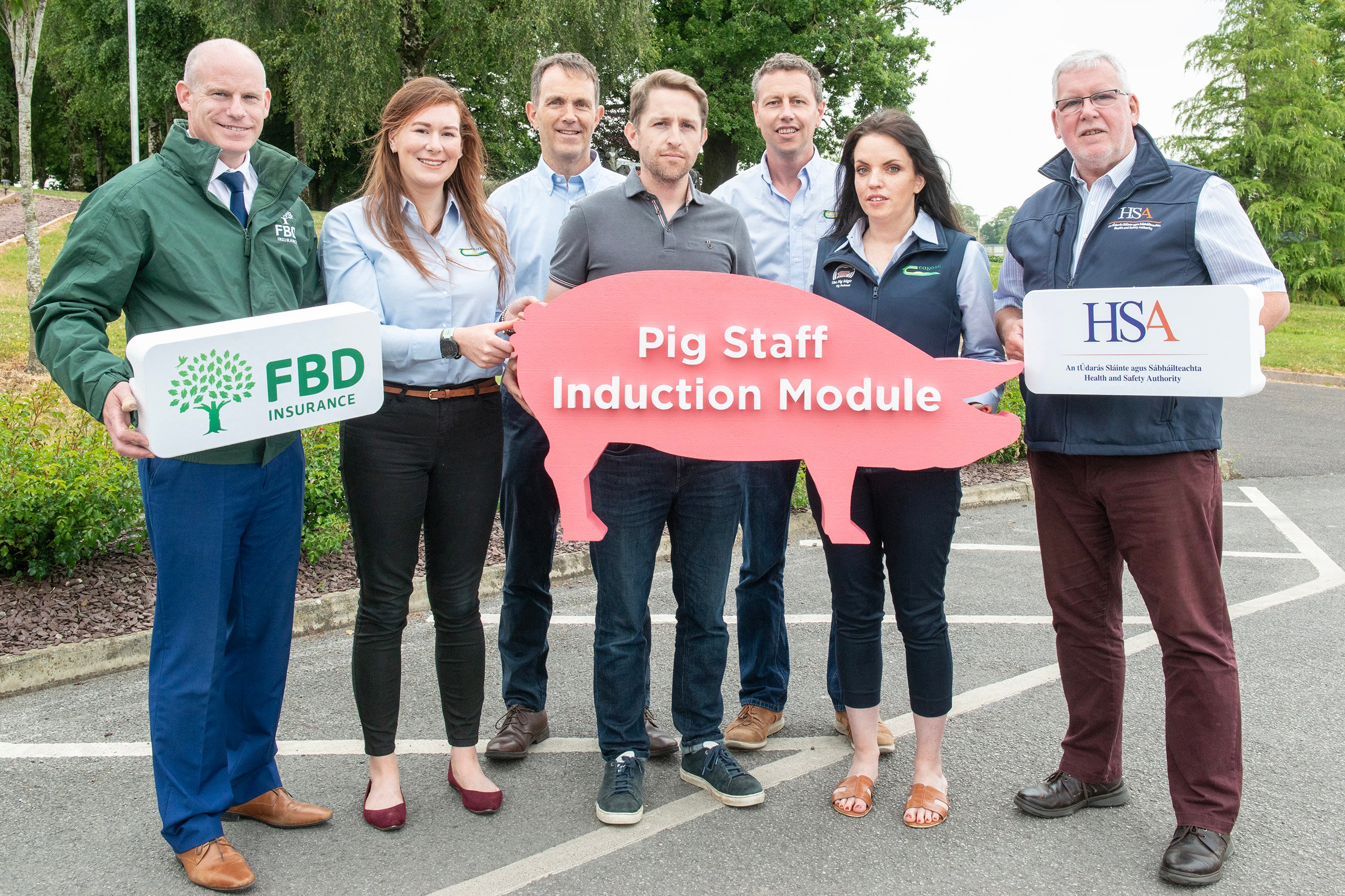 Pictured at the launch of the new Teagasc ‘Pig Staff Induction Module’ were: L-R Ciarán Roche FBD; Aisling Holmes Teagasc; Ciarán Carroll Teagasc; Philip O’Brien pig producer; Tomás Ryan Teagasc; Amy Quinn Teagasc; Pat Griffin HSA. Source: O'Gorman Photography.