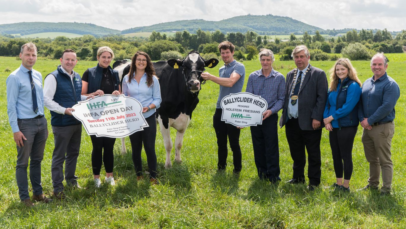 Donal Carey, Laurence Feeney CE, Ciara O’Mahony, and Rachel White of the IHFA; host farmer Paul and Peter Ging of the Ballyclider Herd, Richard Hamilton, President, Georgina Greenan, and Board member Leo Collins of the IHFA at the launch of the 2023 IHFA National Open Day Image: IHFA