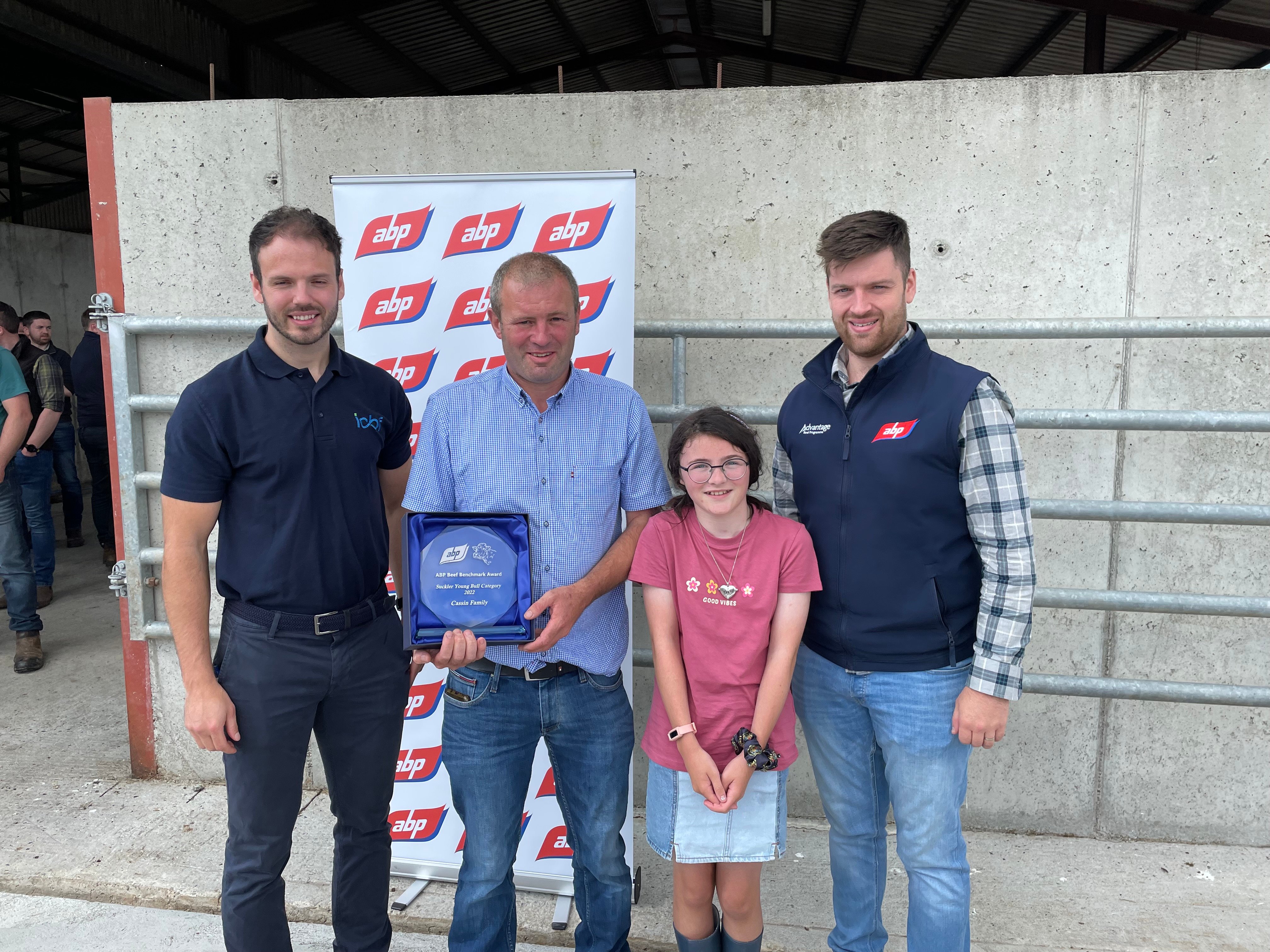 Taking home the award in the suckler young bull category was the Cassin family from Inistiogue, Co. Kilkenny