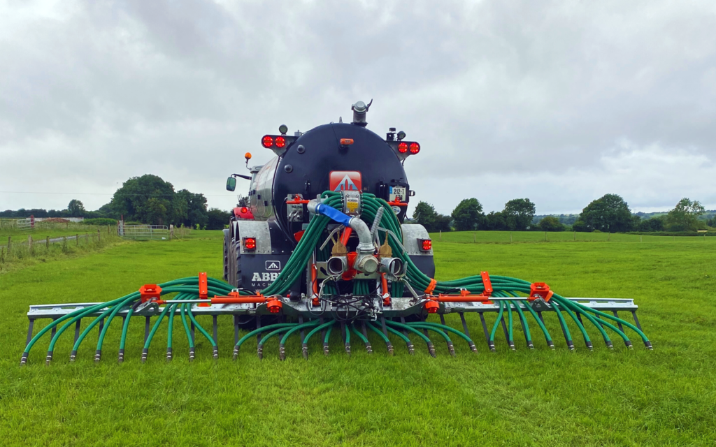 The new applicator has a working width of 7.7m