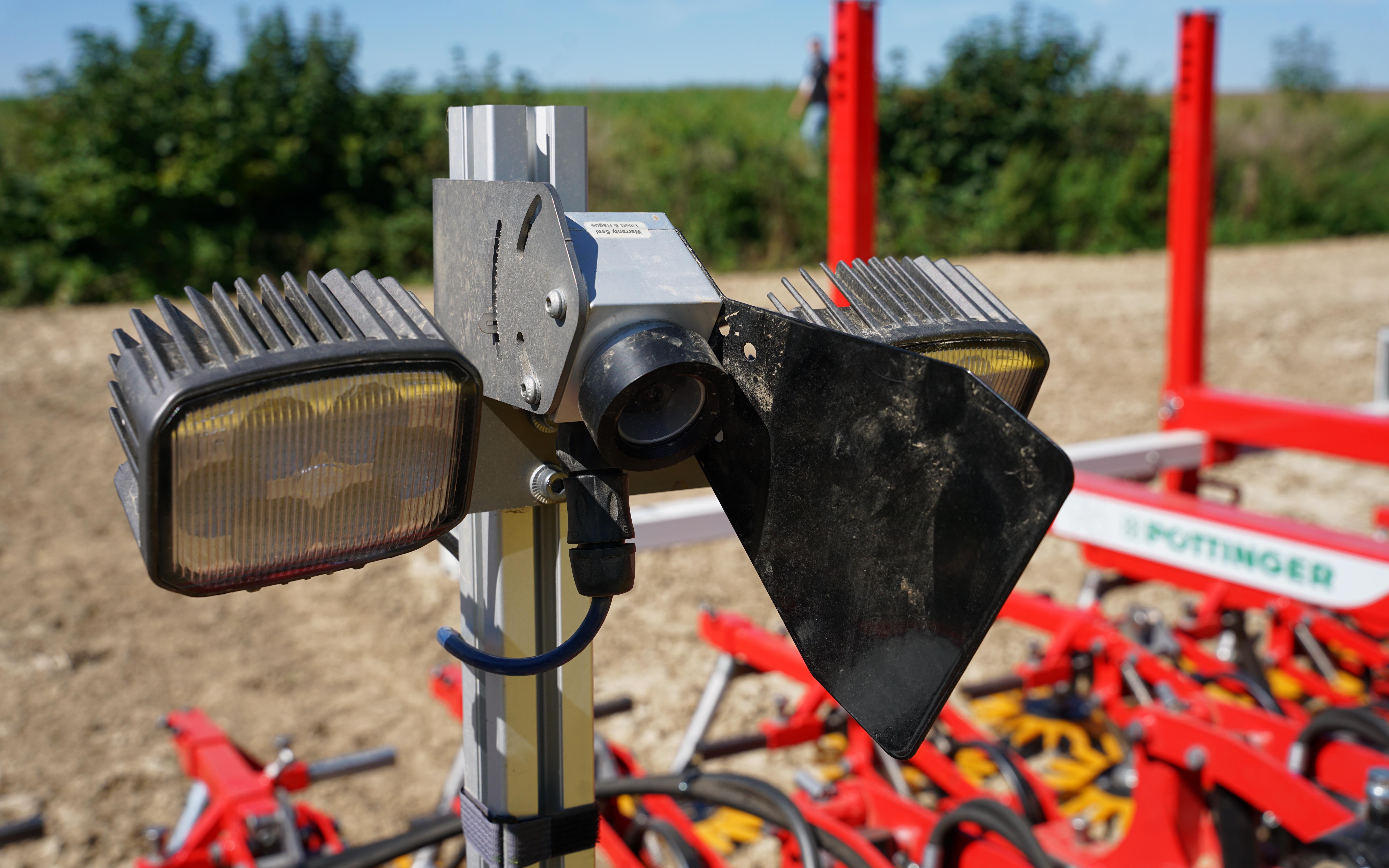 The cameras fitted to Pottinger's Flexcare weeding harrow can detect light over various wavelengths and at night thanks to the LED lights