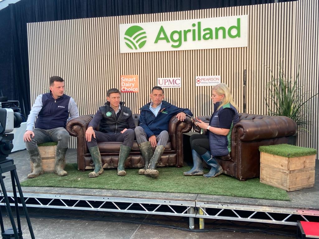 (L-R) Agriland technical beef specialist Breifne O'Brien, beef sector manager at Bord Bia Joe Burke, Pearse Kelly, and Agriland editor Stella Meehan