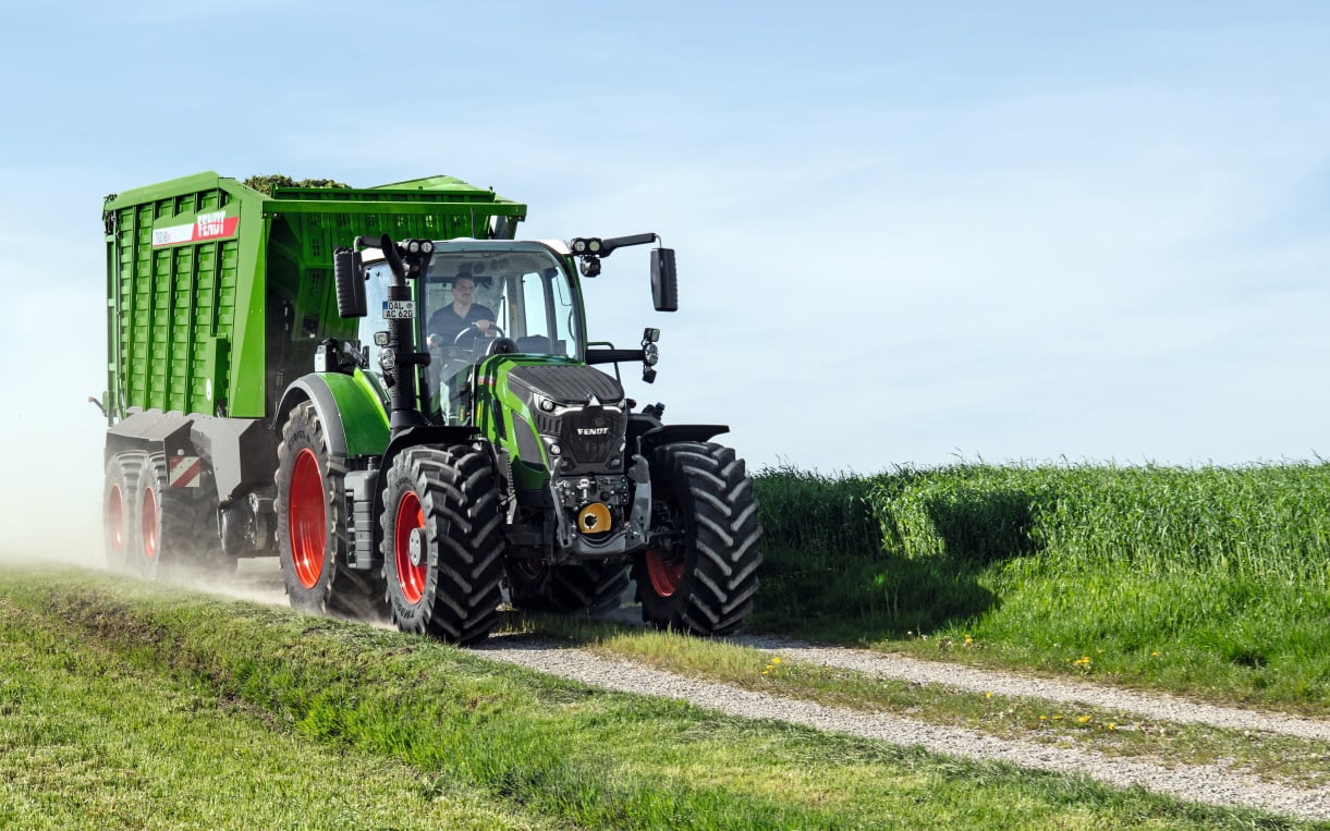 Designed as an all-rounder, the Fendt 600 series is the first to use a four-cylinder version of the AGCO Core engine