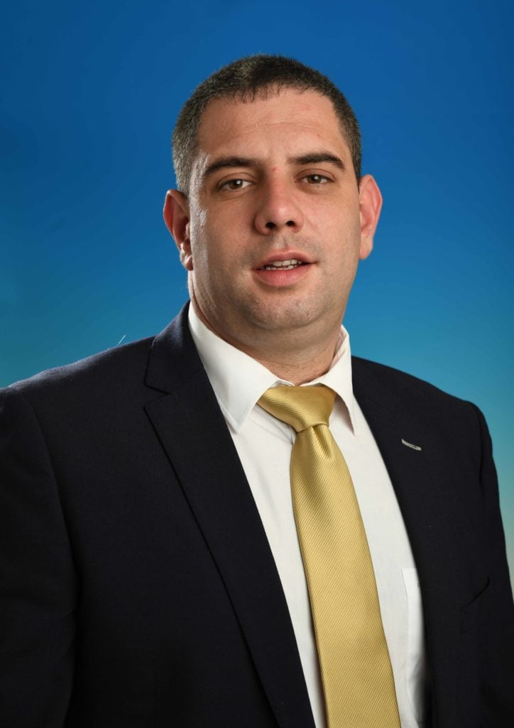 Cllr.  Johnny Healy-Rae Image source: Domnick Walsh Eye Focus
