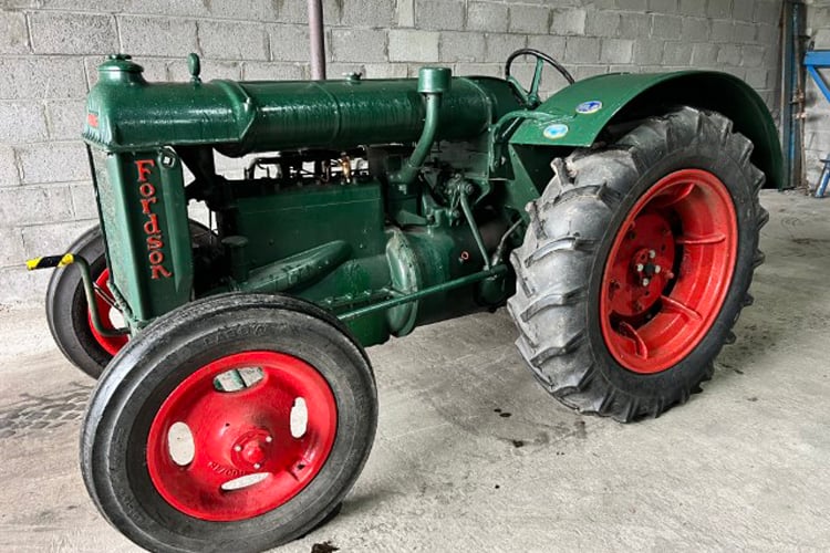 Rubber was in desperately short supply when this tractor was made so the tyres are certain to be a later addition