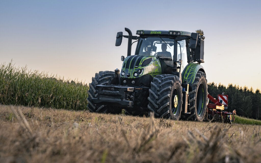The Steyr Hybrid has moved on from concept tractor to running hybrid with many changes made along the way