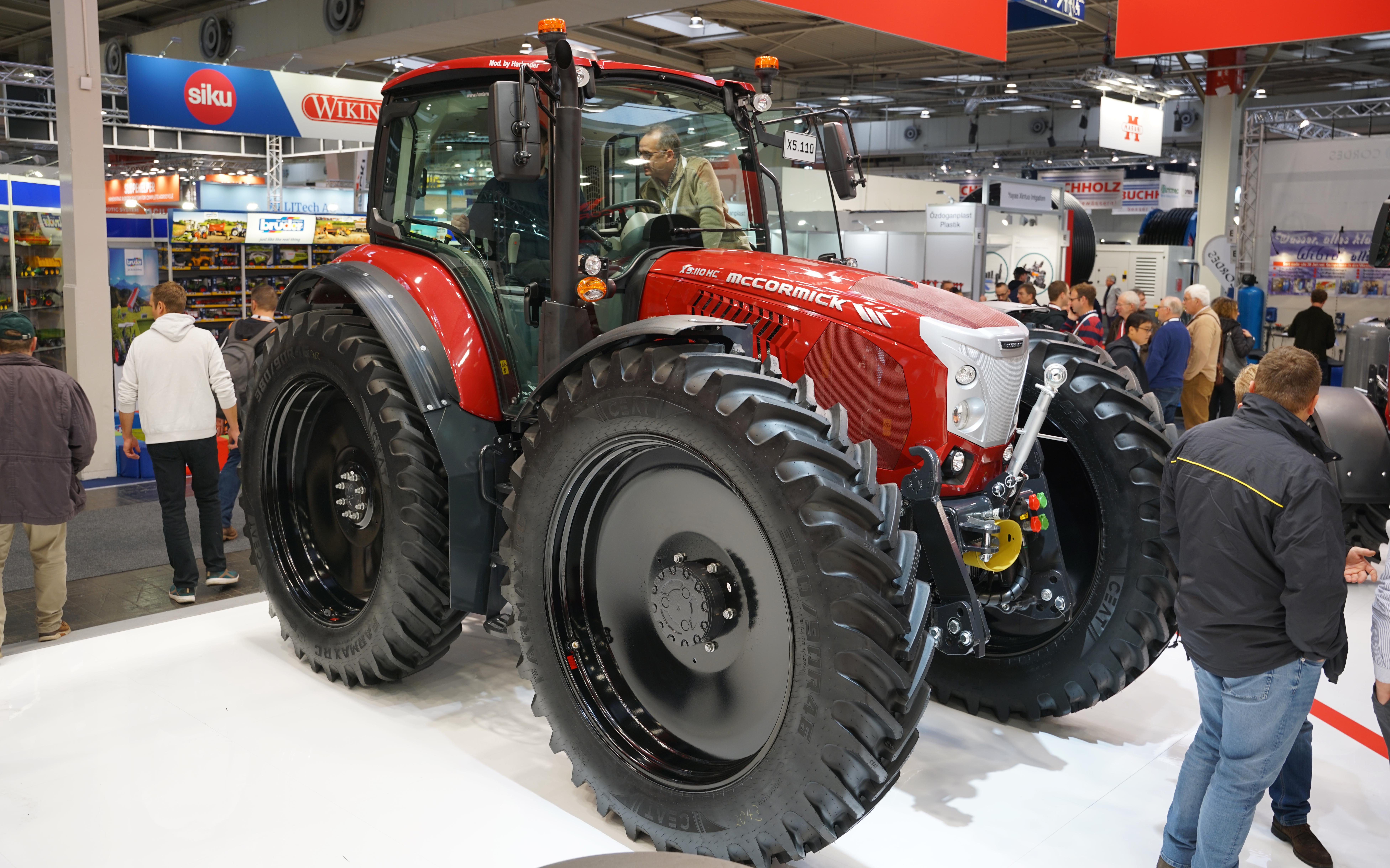 The McCormick X5 HC is designed for horticultural and rice crops