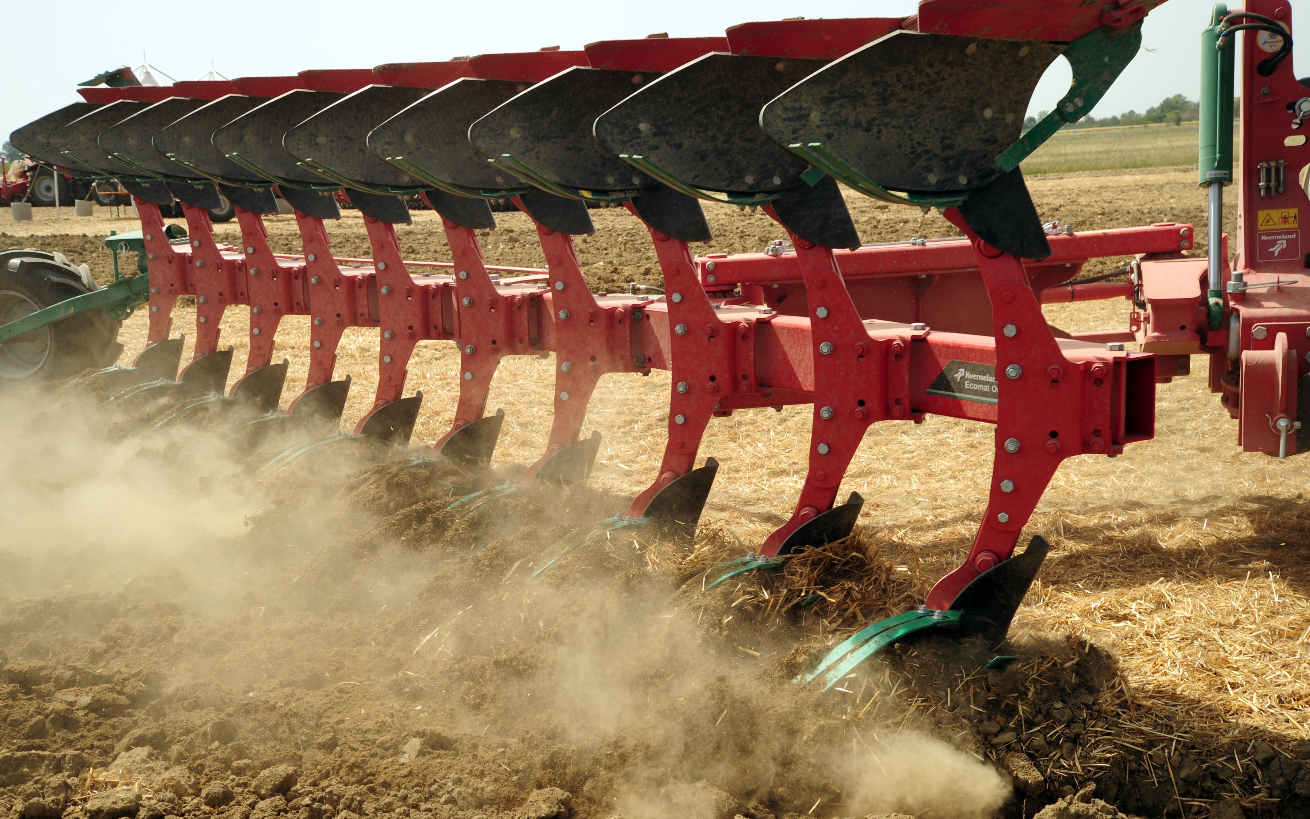 Kverneland has developed a shallow plough designed to invert the surface without disturbing the soil structure