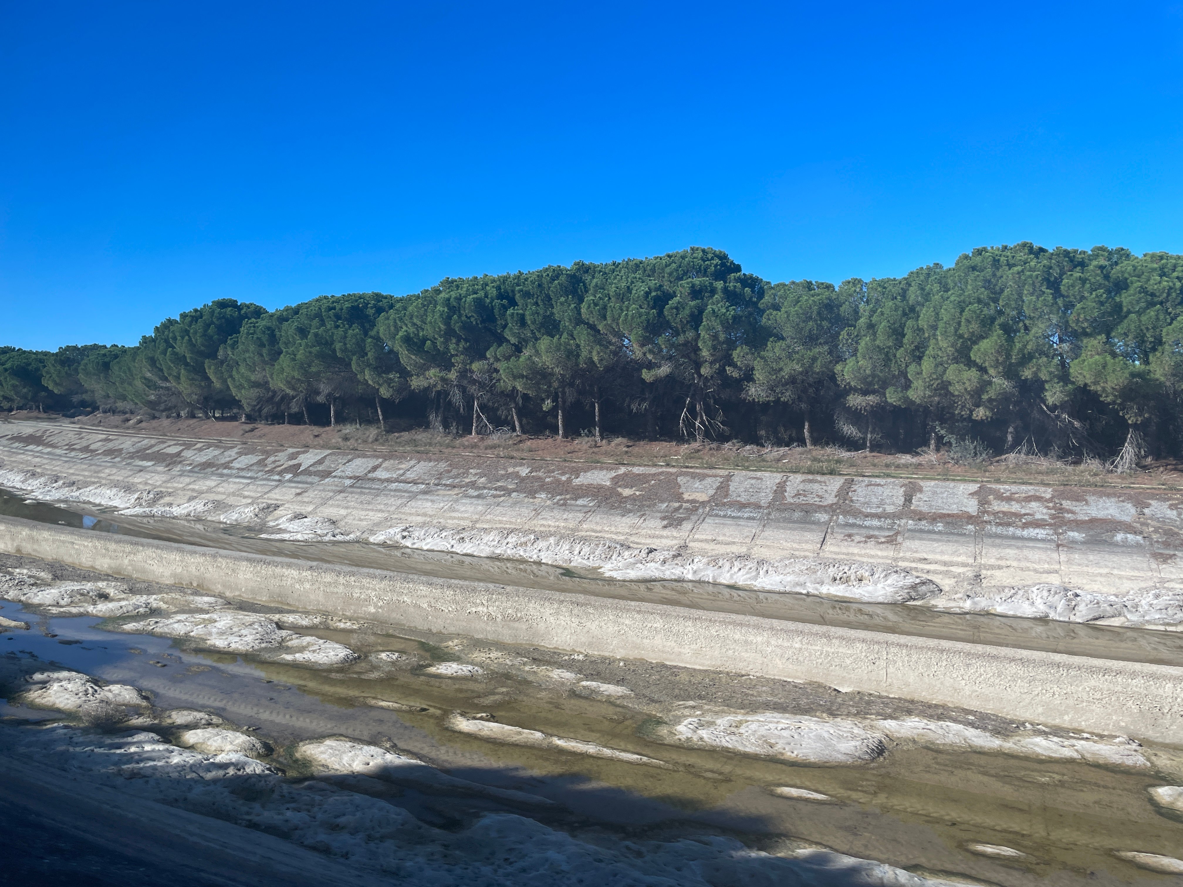 An area of the canal that requires cleaning between October and April