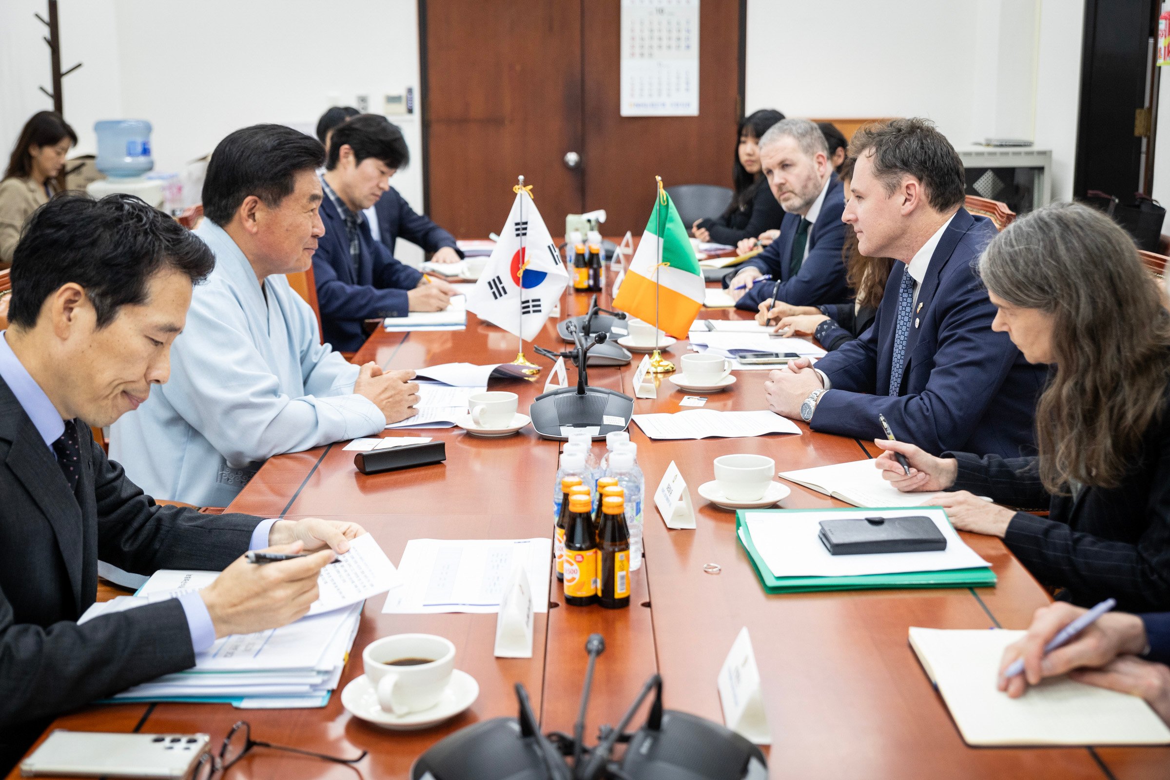 Minister Charlie McConalogue and the Department of Agriculture, Food and the Marine (DAFM) delegation meeting So Byung Hoon, member of the Korean National Assembly and chairman of the agriculture committee