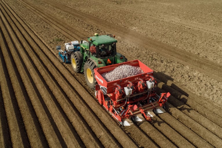The Certa 40 Integral brings full ISOBUS control to the planting operation