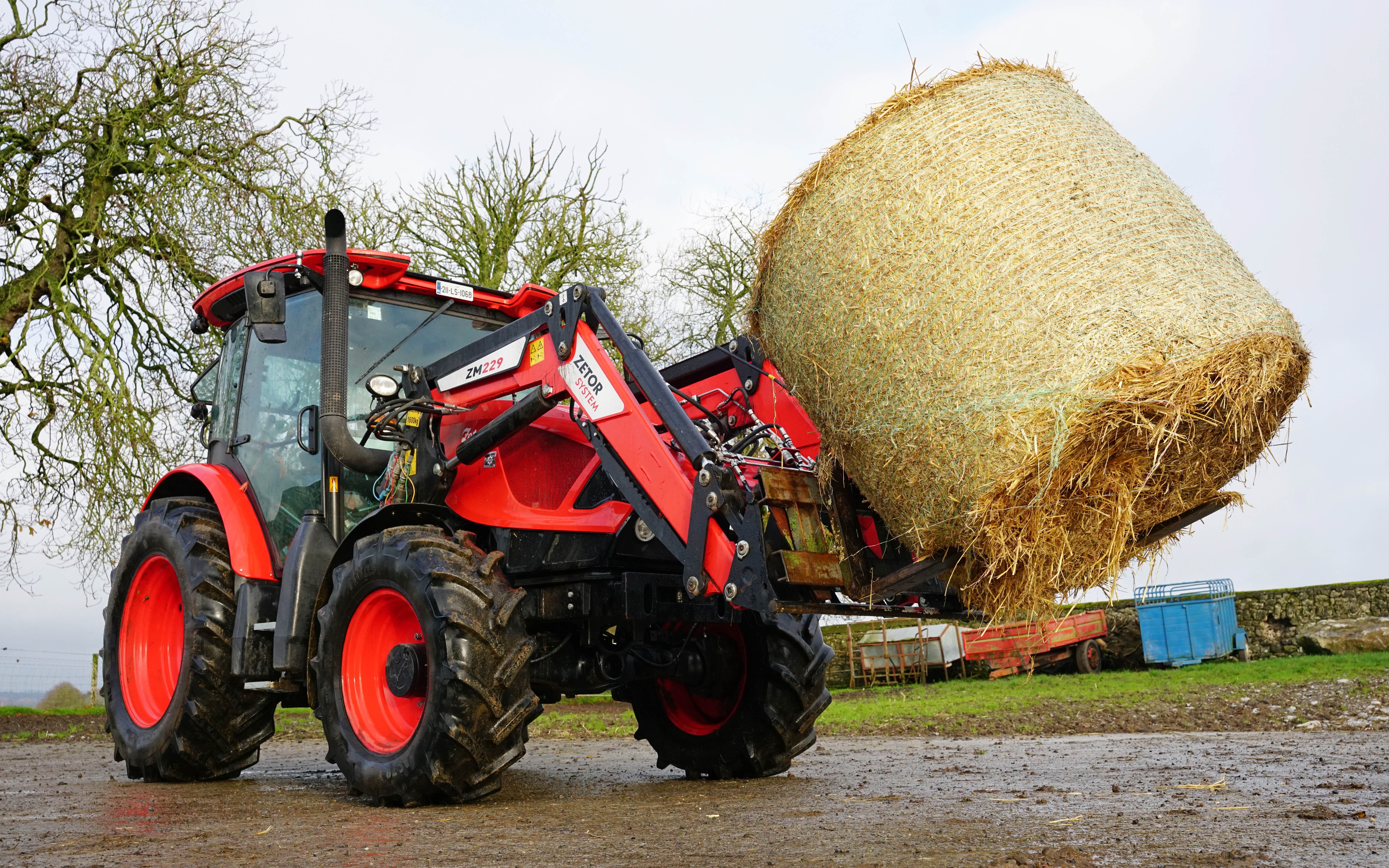 The Zetor HS120 continues with the tradition of being a budget friendly all-rounder
