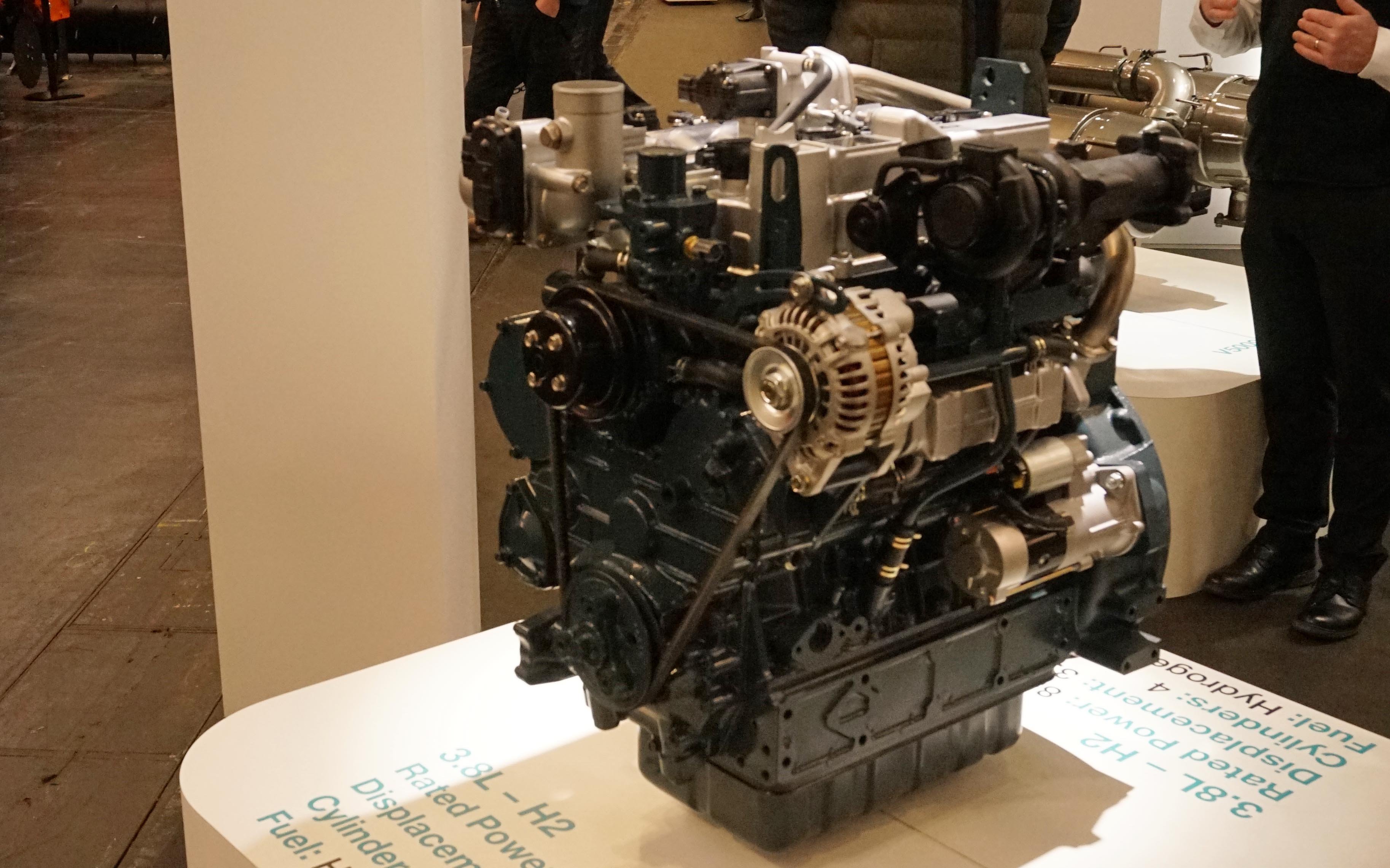 Kubota revealed the power rating of its hydrogen-powered engine, which they give as  116hp