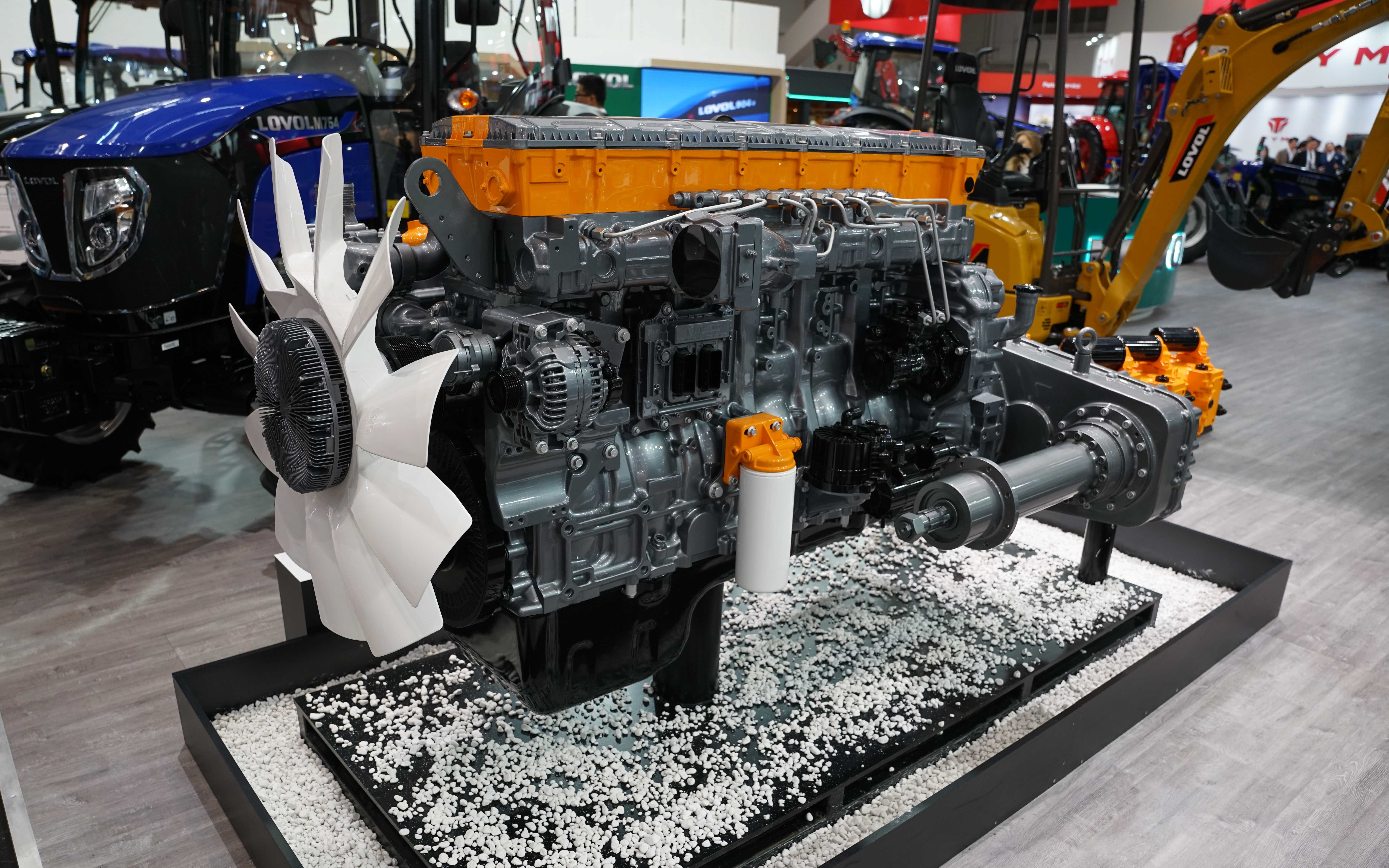 An eight-cylinder diesel engine from Lovo claimed to produce 760hp