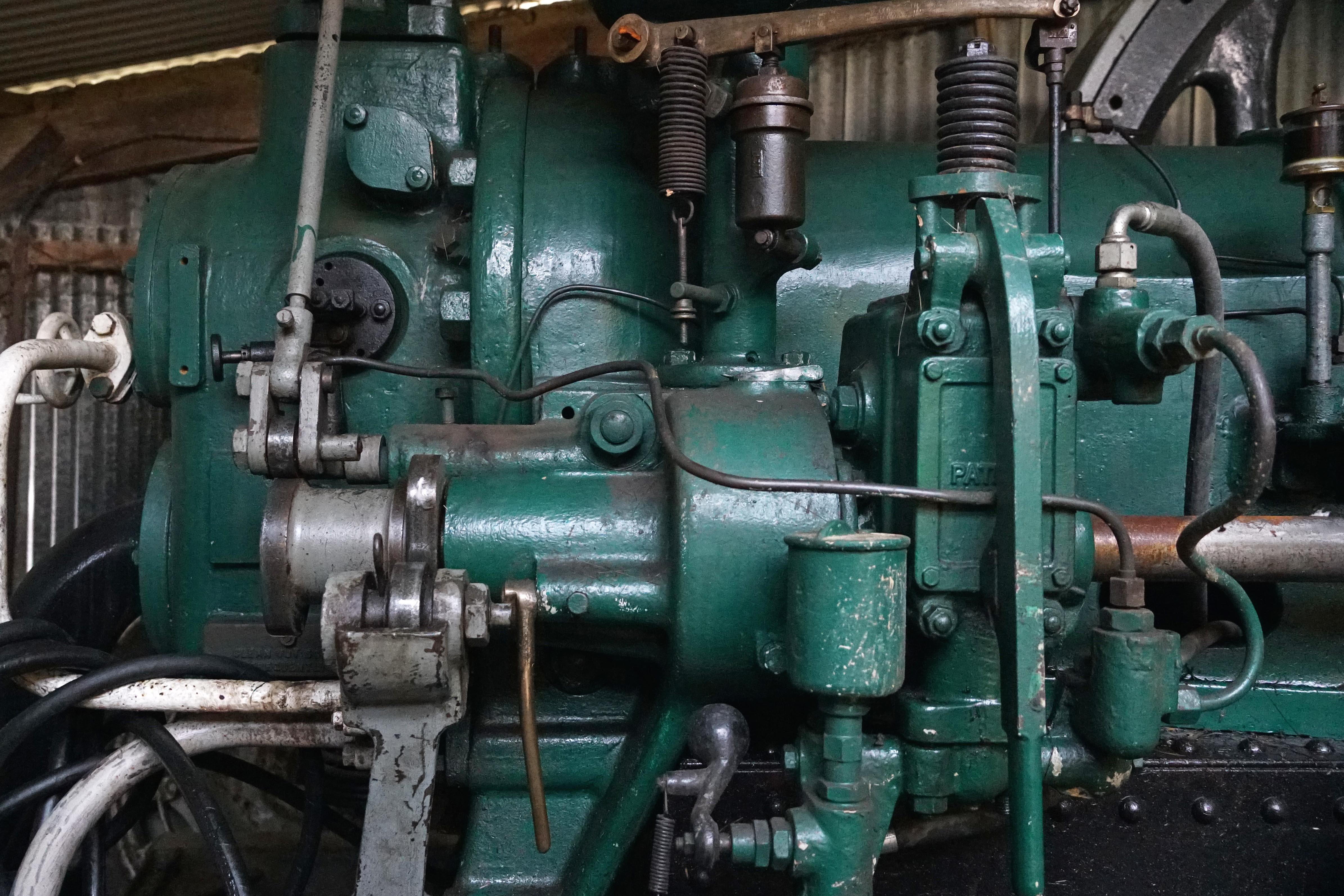 All the components are big, heavy and destined to last several lifetimes