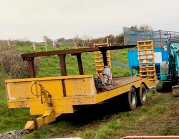 The stolen yellow Kane low loader trailer Source: Garda Síochána Donegal