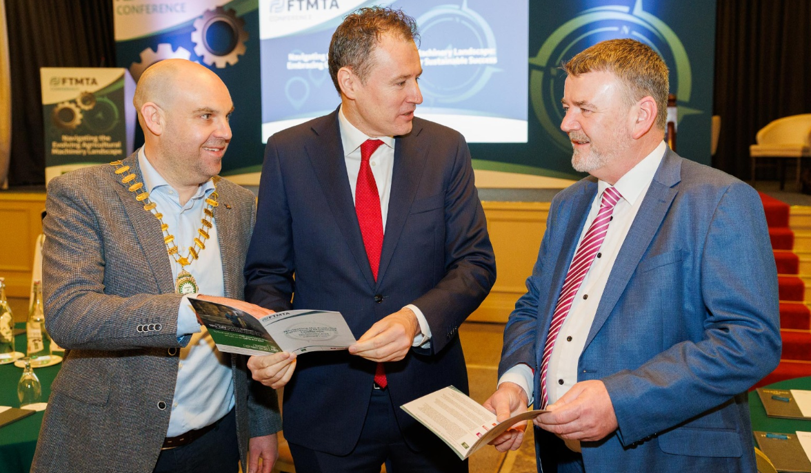 (L-r) Karol Duigenan, FTMTA, Minister Charlie McConalogue, Michael Farrelly, FTMTA Source: @McConalogue
