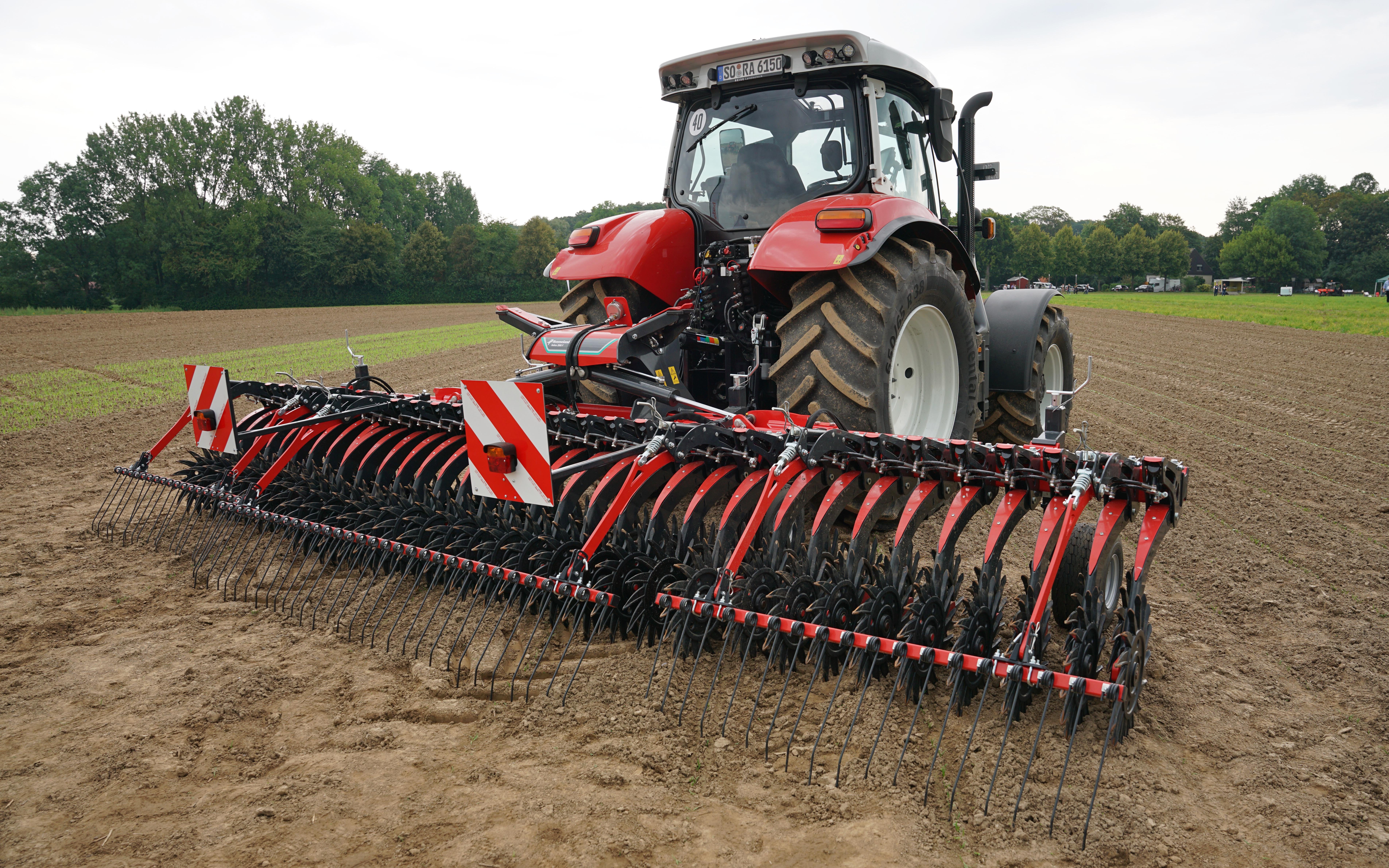 The Kverneland Helios mechanical weeder can double up as a light surface cultivator