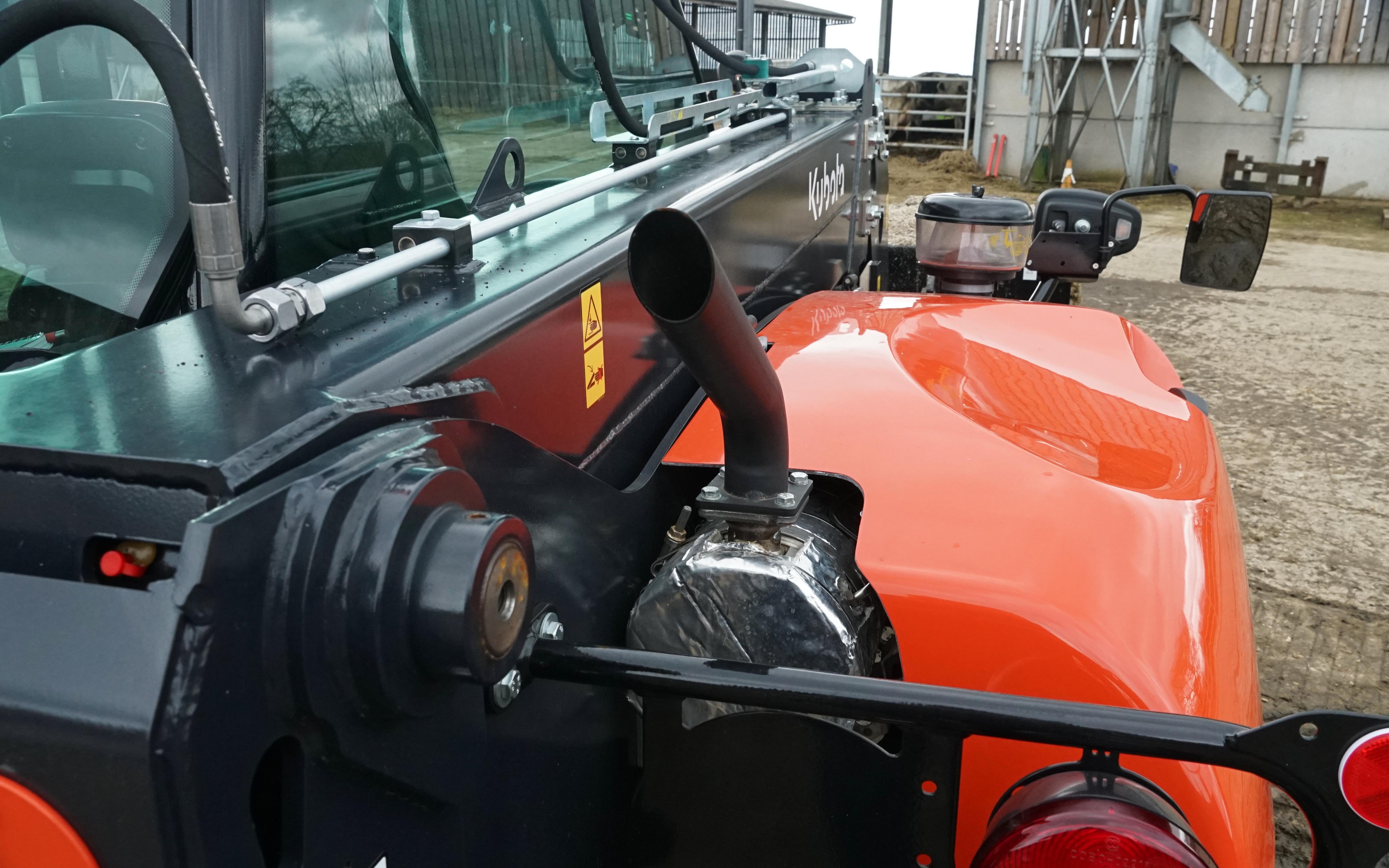 The telehandler is neatly packaged and well thought out