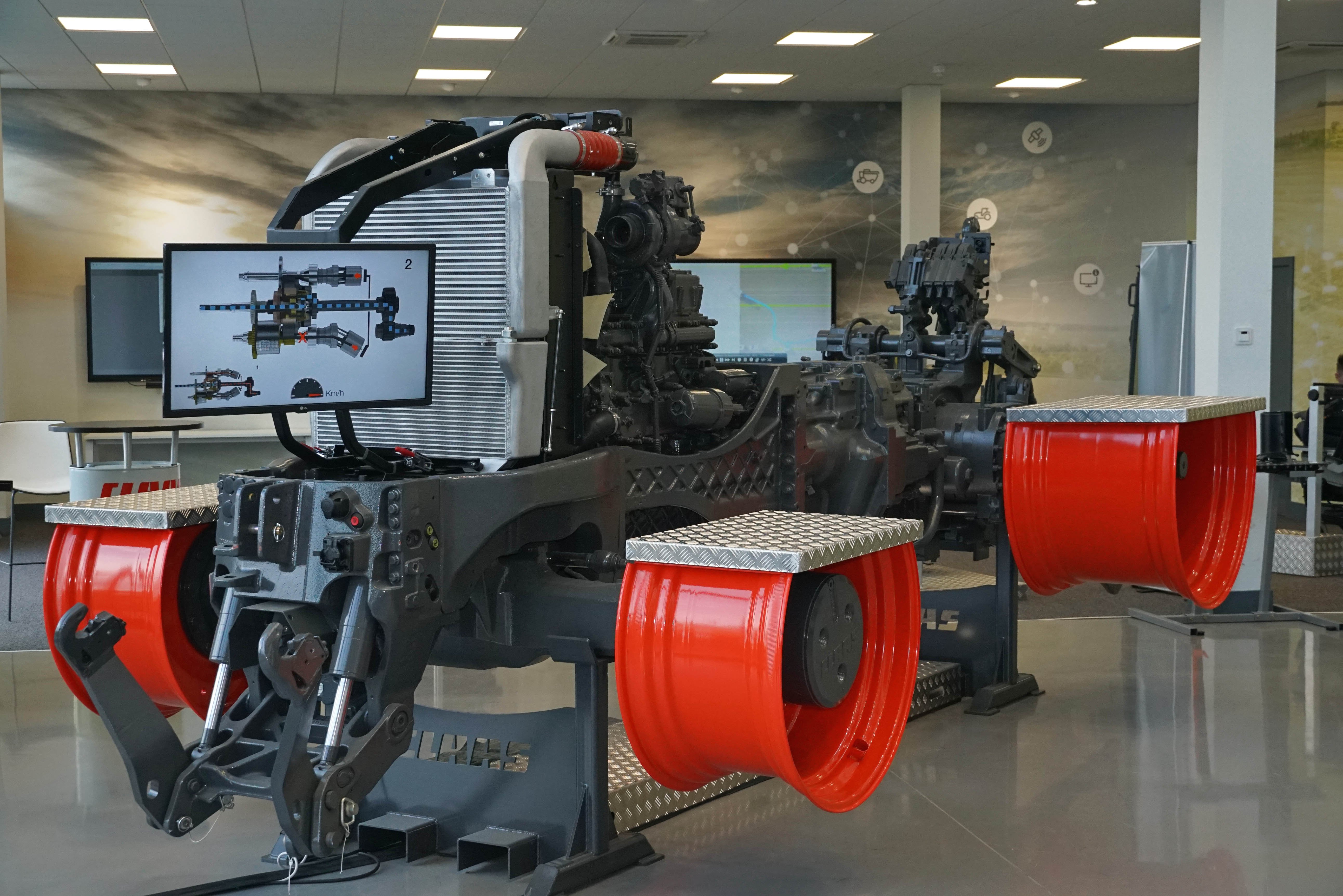 Besides new machines, the showroom accommodates other exhibits such as this Axion 960 skid unit with six-cylinder FPT engine block and Claas' own sump and frame