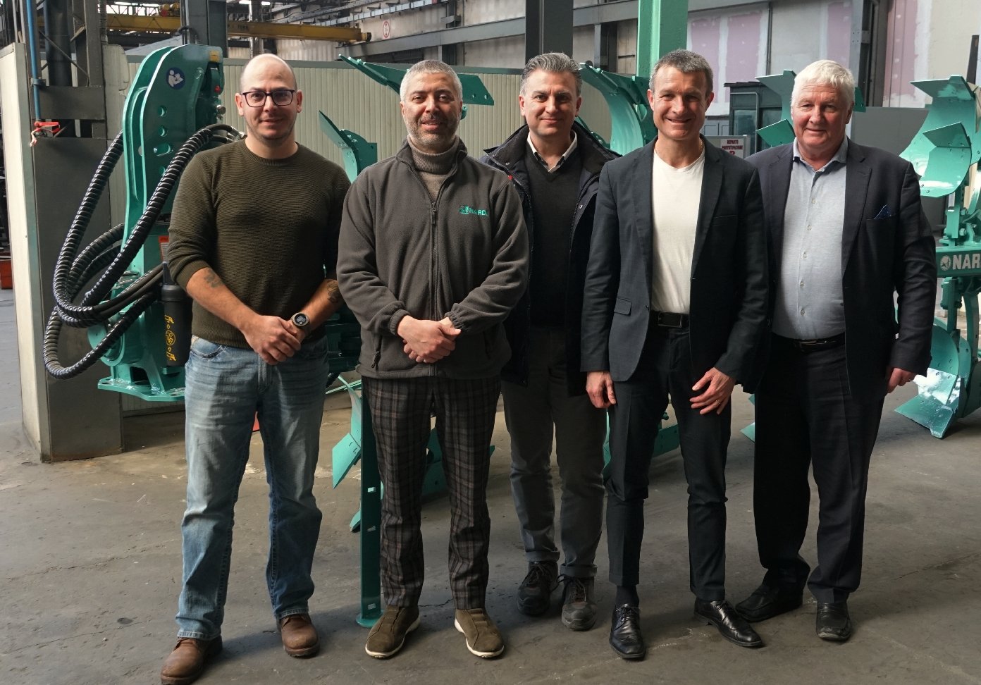 The Nardi management team includes Virgilio Nardi (second from right) and Pascal Walsh of Cemachi Machinery in Co. Kildare, on right of group