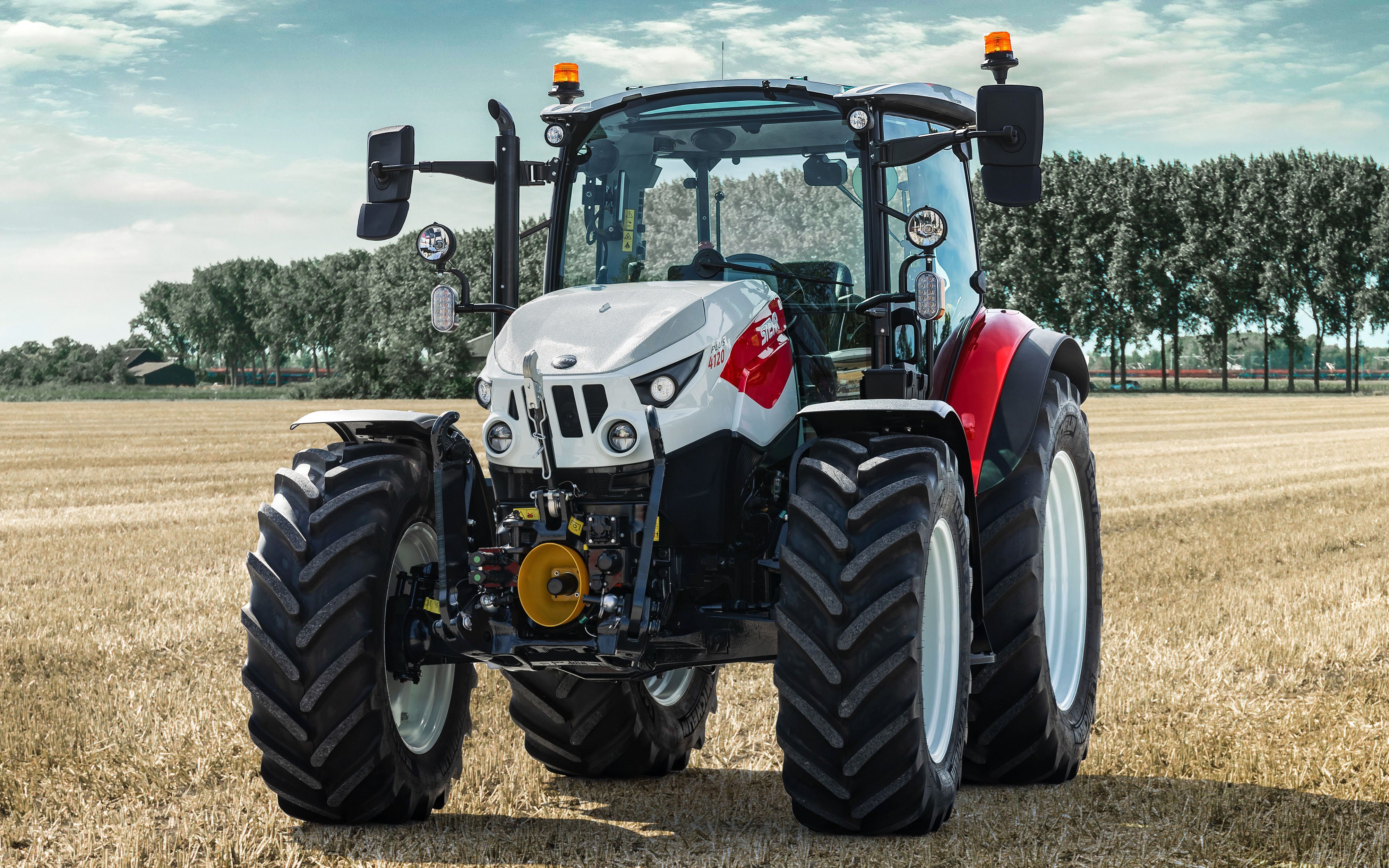 The new Steyrs are aimed squarely at the mid-sized farm and are especially suitable for stock farmers