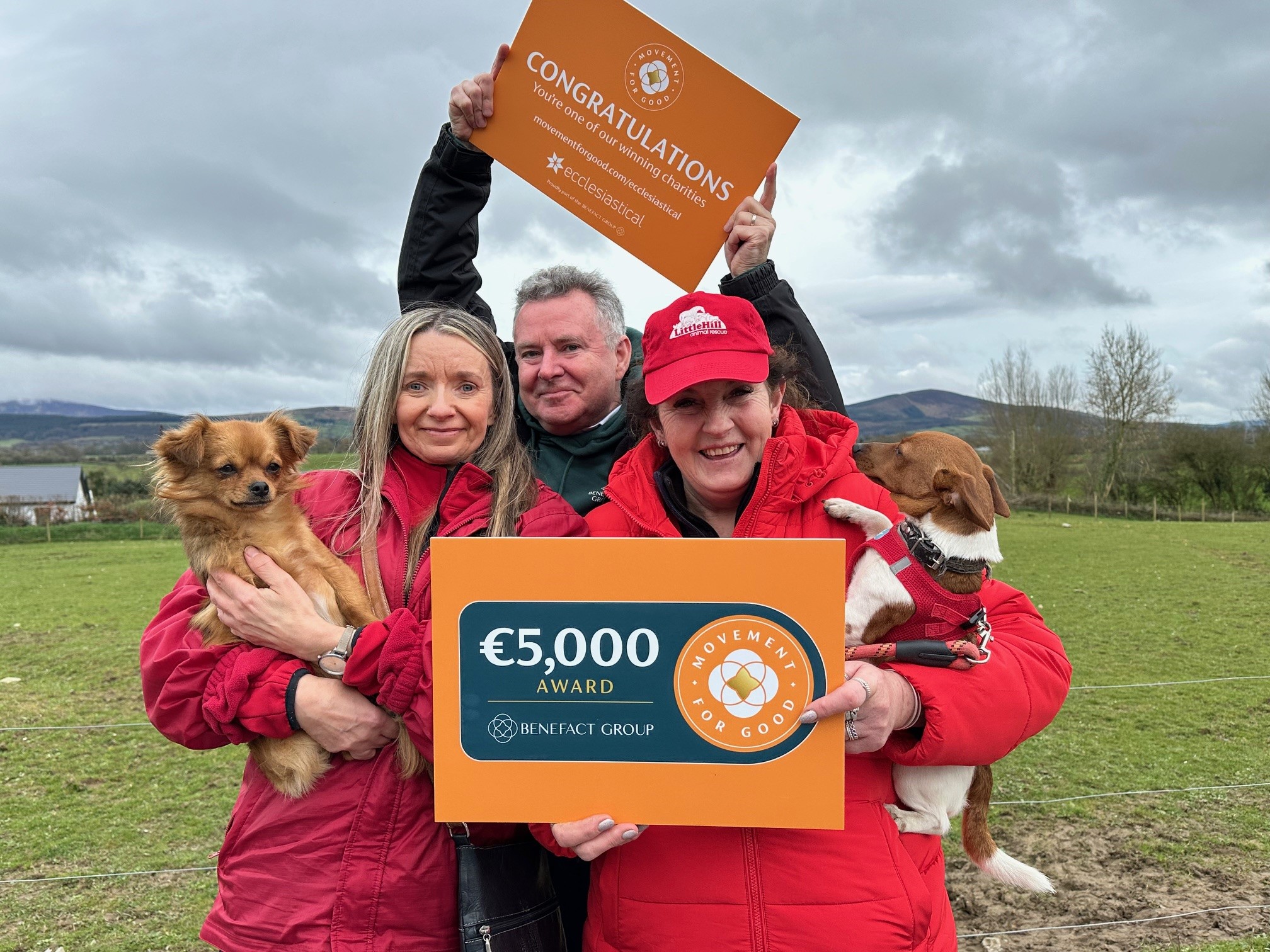 (L-r): 'Fozzy' with volunteer Freda French; Scott Hayes, head of relationship management at Ecclesiastical Insurance Ireland and Susan Anderson, founder of Little Hill Animal Rescue &amp; Sanctuary with 'Noodle'.