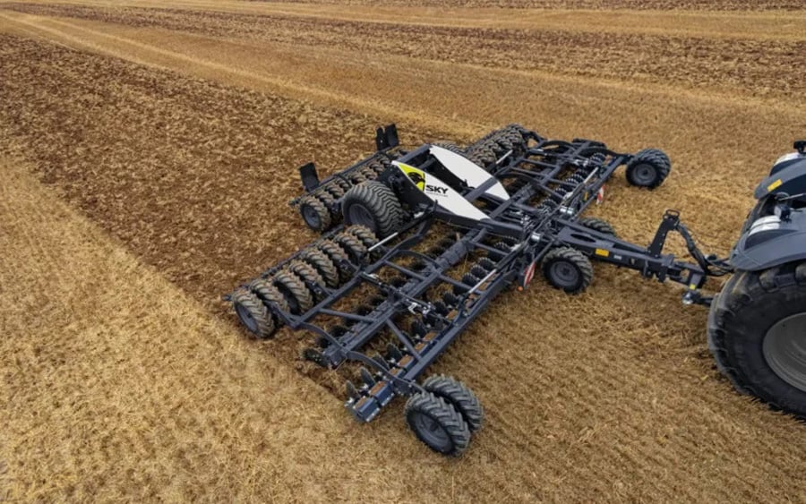 Lightweight cultivation which disturbs only the topsoil retains its structure further down
