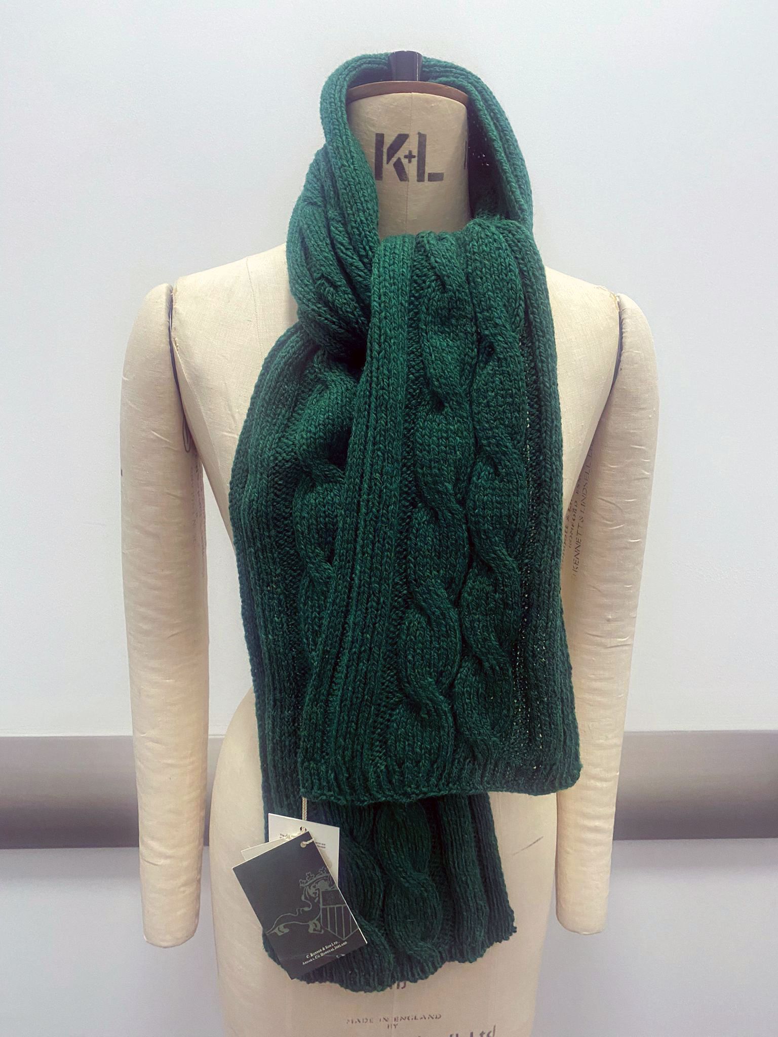 Scarf cable stitch Source: Irish Grown Wool Council (IGWC)