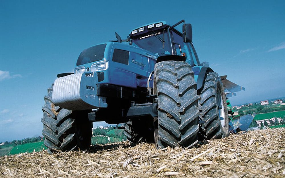 The Landini Legend series used a six cylinder engine from Perkins