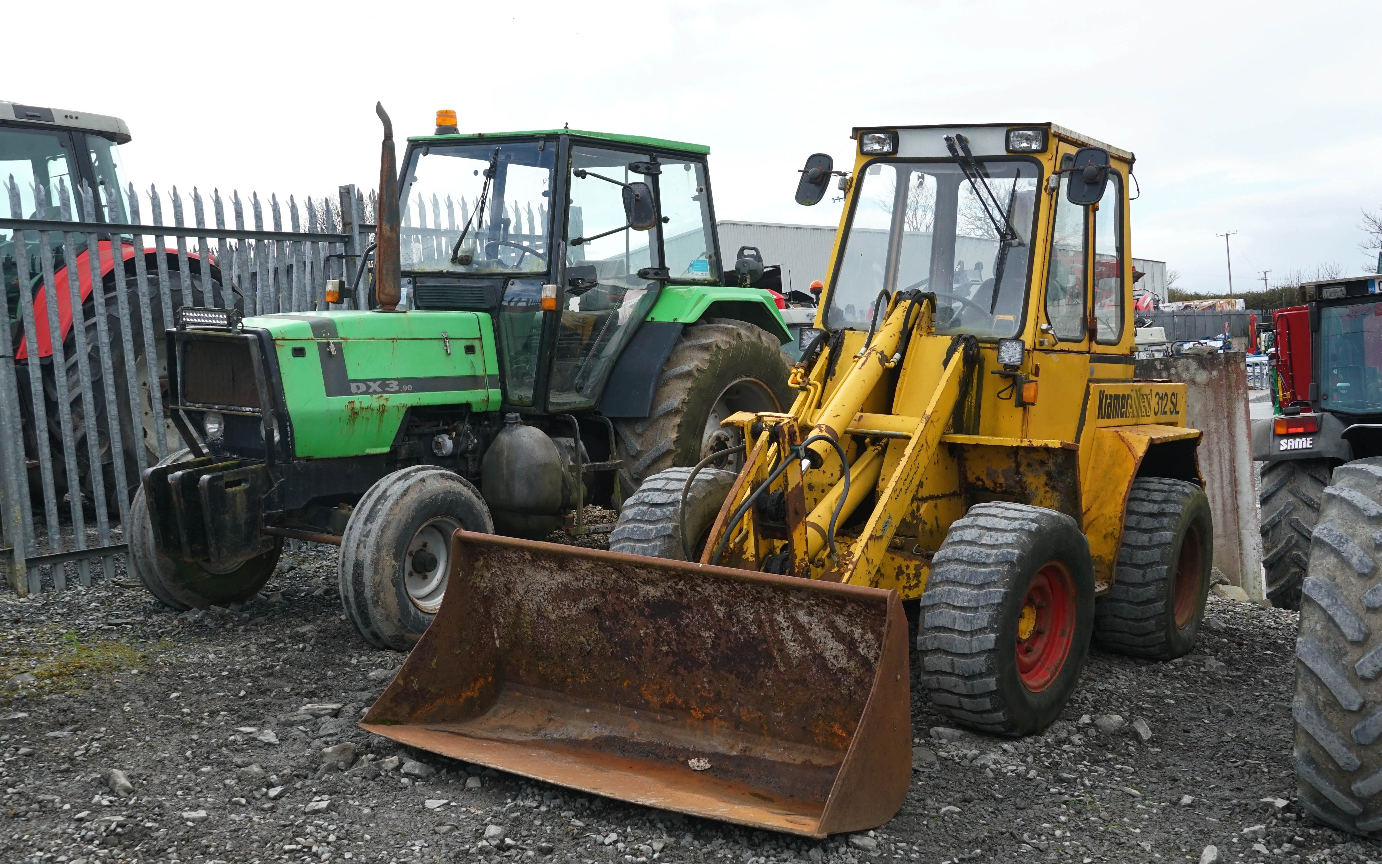 A great pair of classics from the eighties lay in wait for those who wandered to the back of the yard