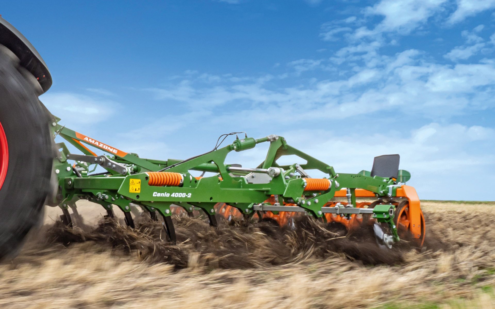 Shallow cultivation and mulching of the crop residue is the primary role of the Cenio range of cultivators