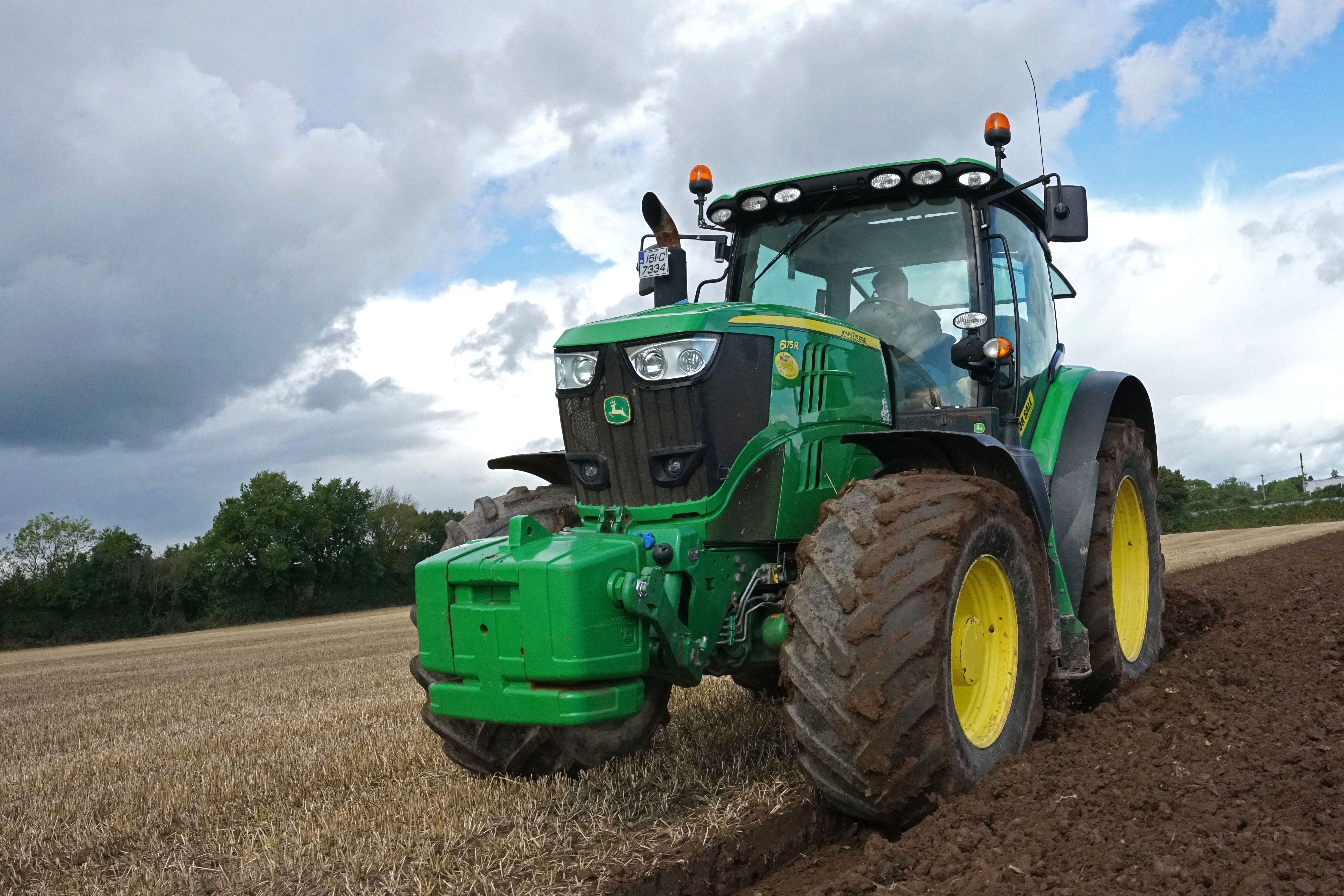 Bigger tractors are in demand from farmers looking for used tractors according to John Deere