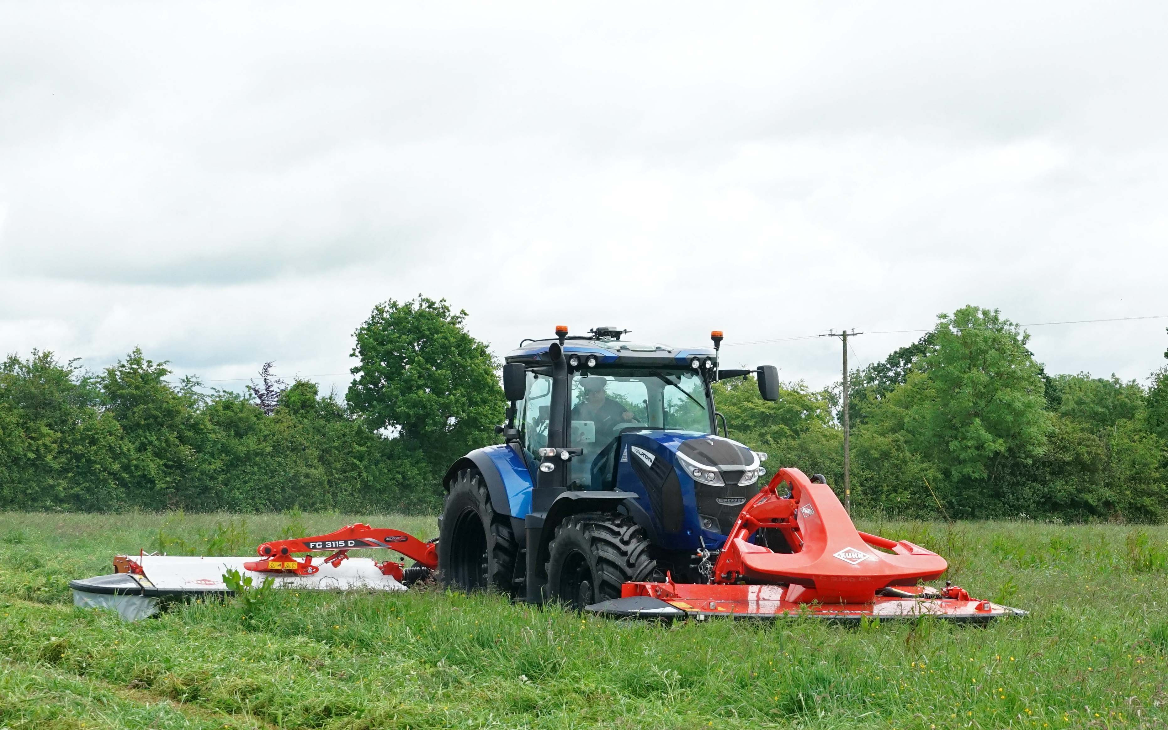 Cutting a combined width 6.2m of wet spring grass posed little problem for the Landini 7-210