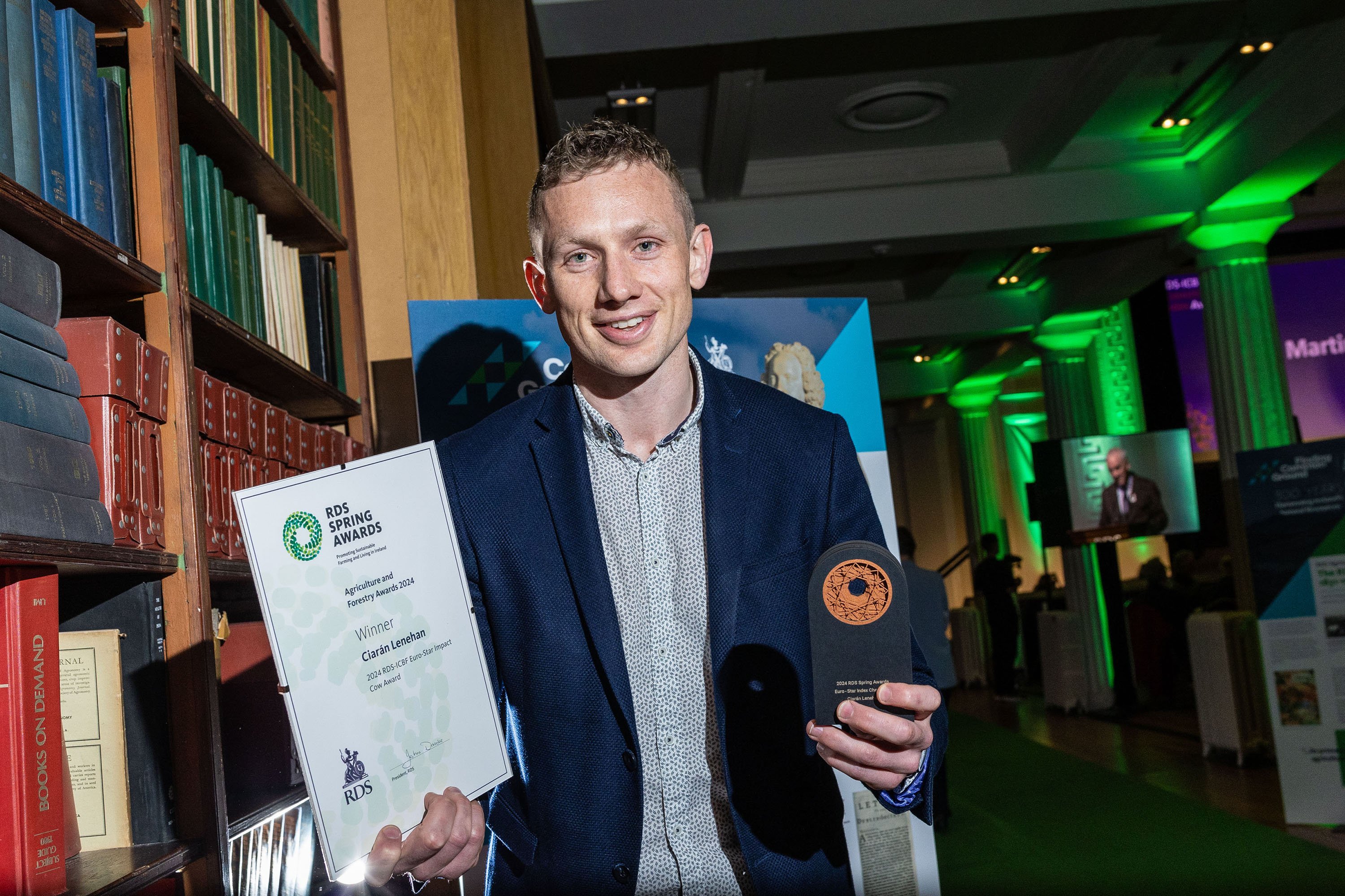 Ciarán Lenehan a beef farmer from Skryne in Co. Meath, received the 2024 RDS-ICBF Euro-Star Replacement Index Award