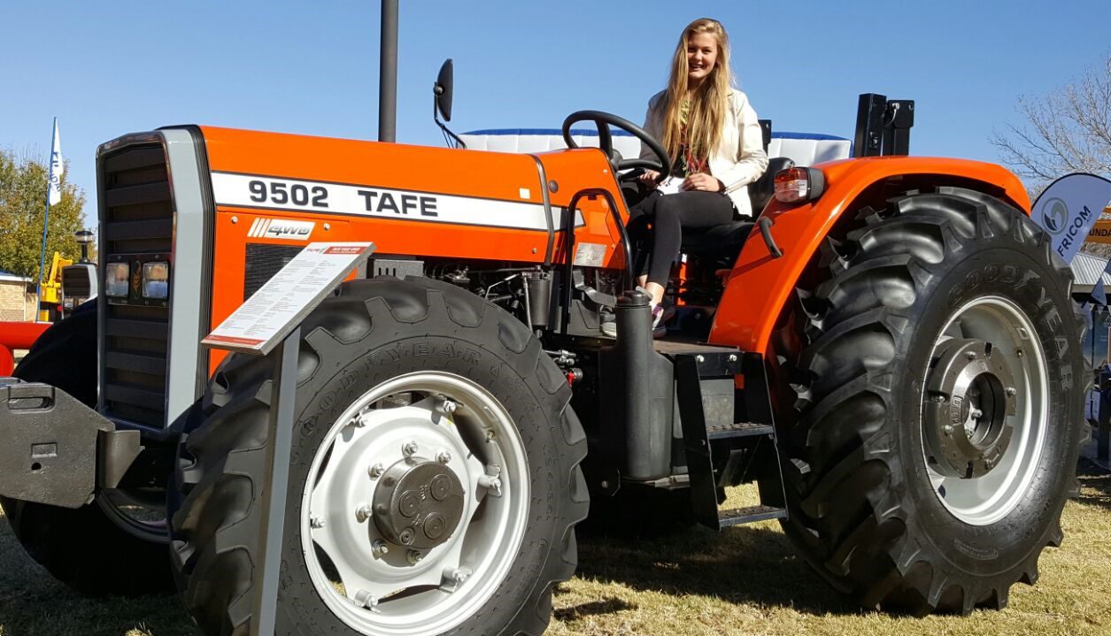 The TAFE 9502 is one of the larger models built by the company, providing 90hp from its four cylinder turbocharged engine