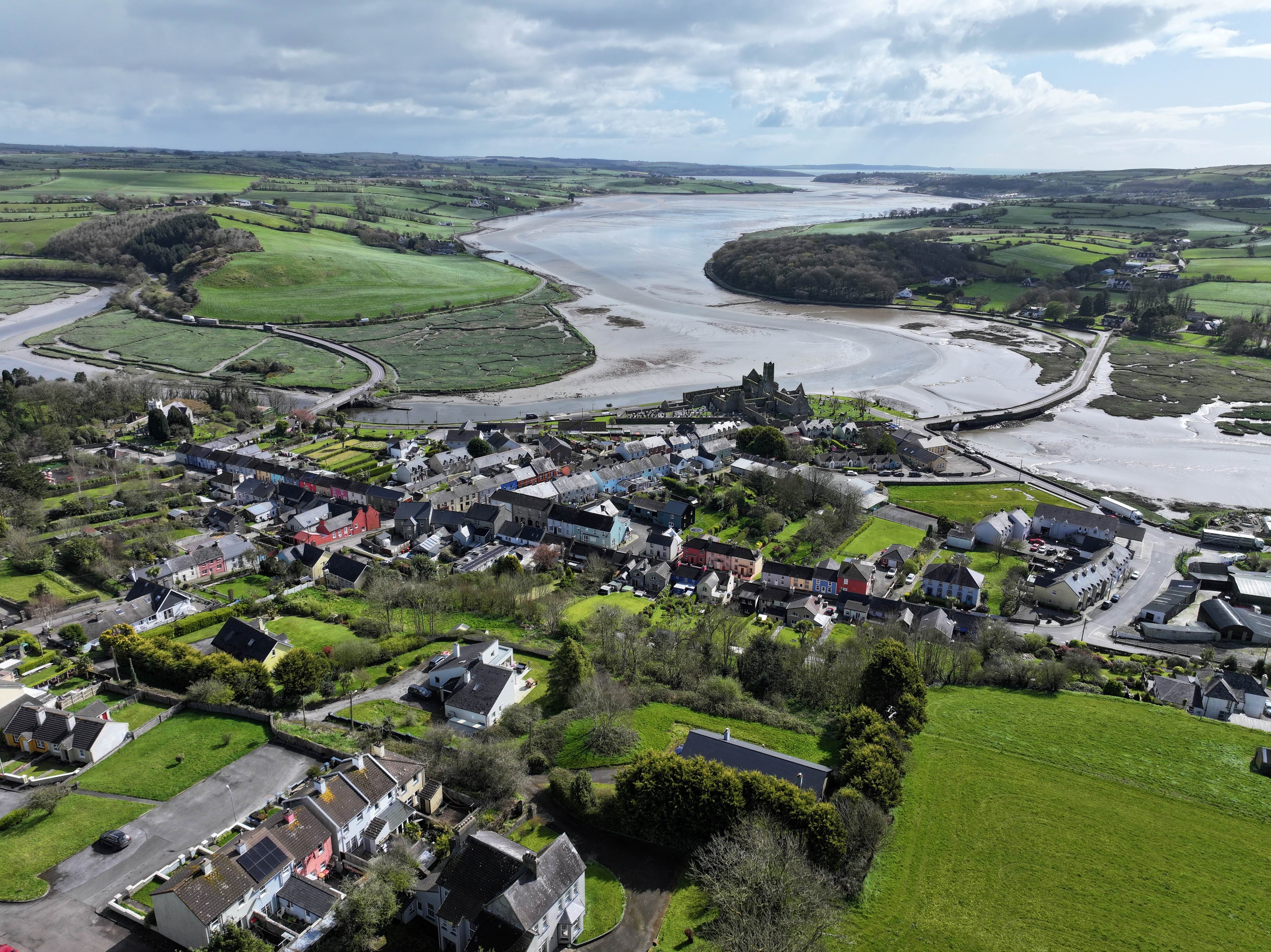 Cork County Council is inviting members of the public to have their say on early-stage plans for the West Cork Greenway – Bandon Sections. This section of Greenway would service the Crossbarry, Bandon, Clonakilty and Timoleague hinterlands.  The public consultation is being held online through the project website and is open for submissions until Friday the 14th of June 2024 at www.wcgbandon.ie There will also be two in-person public consultation events, one in Bandon on Tuesday the 21st of May and another in Clonakilty on Wednesday the 22nd of May. Photo: Cork County Council
