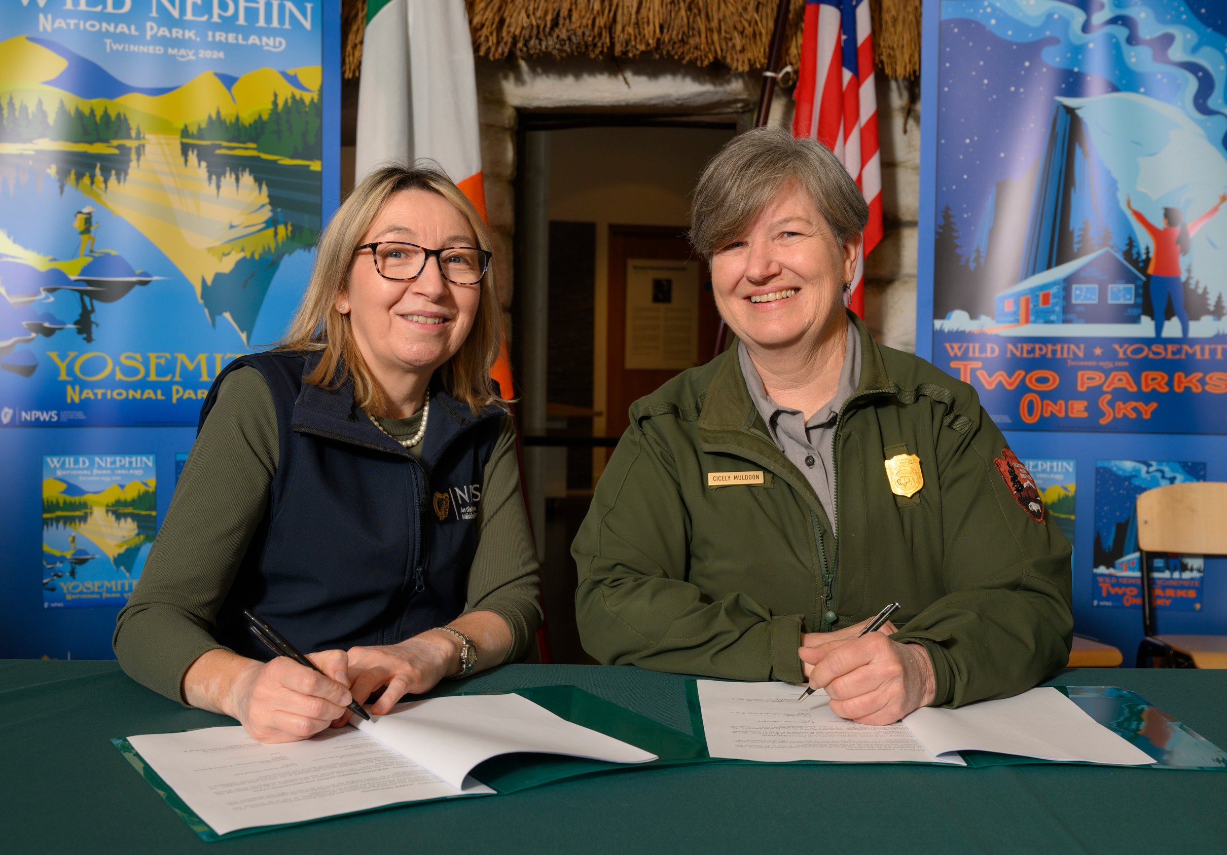 Catriona Ryan, NPWS director of national parks and nature reserves and Cicely Muldoon, superintendent at Yosemite National Park. Image Source: Michael McLaughlin