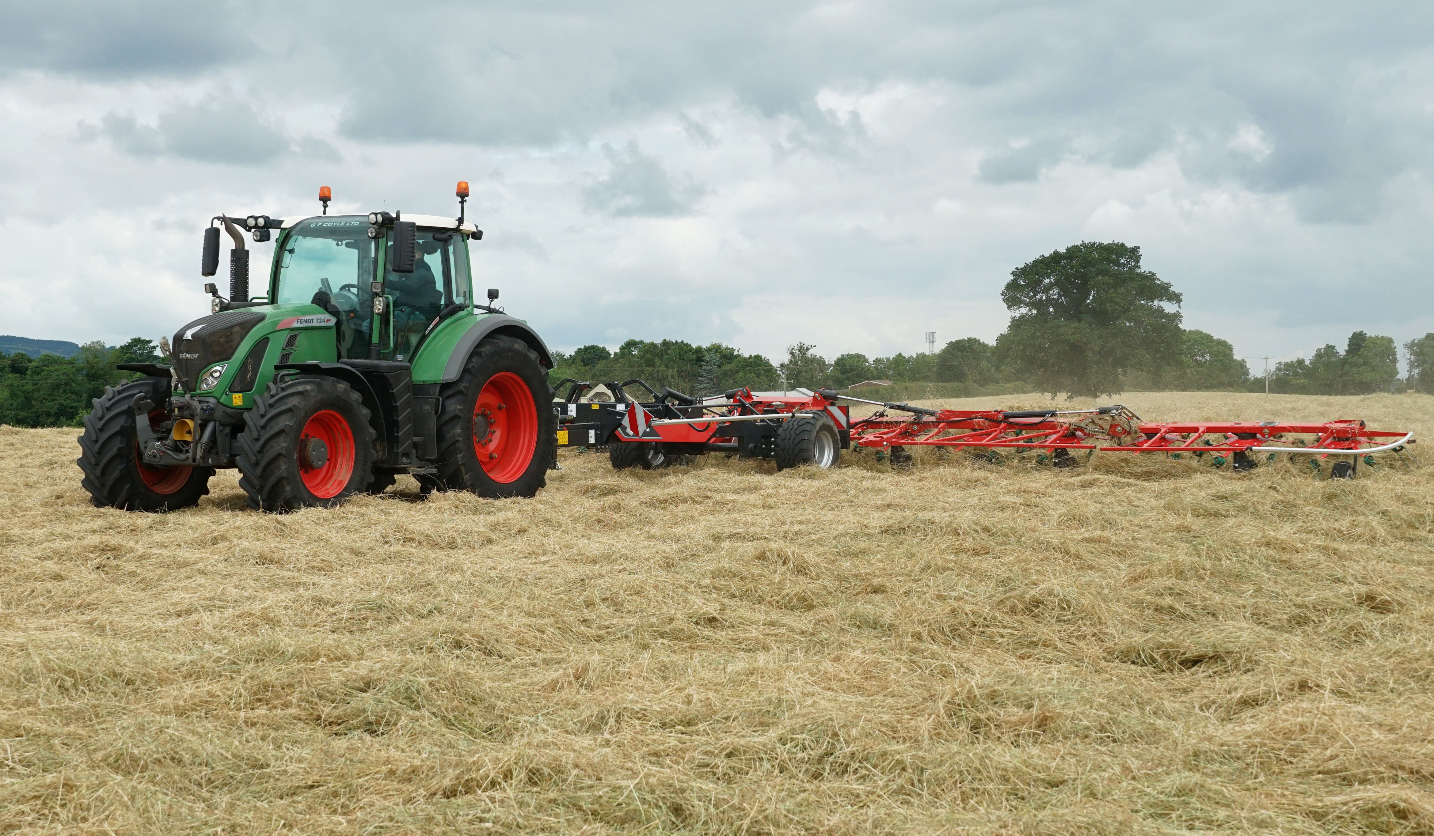 At just over 50ft wide, the Kverneland 85156 C covers a lot of ground quickly