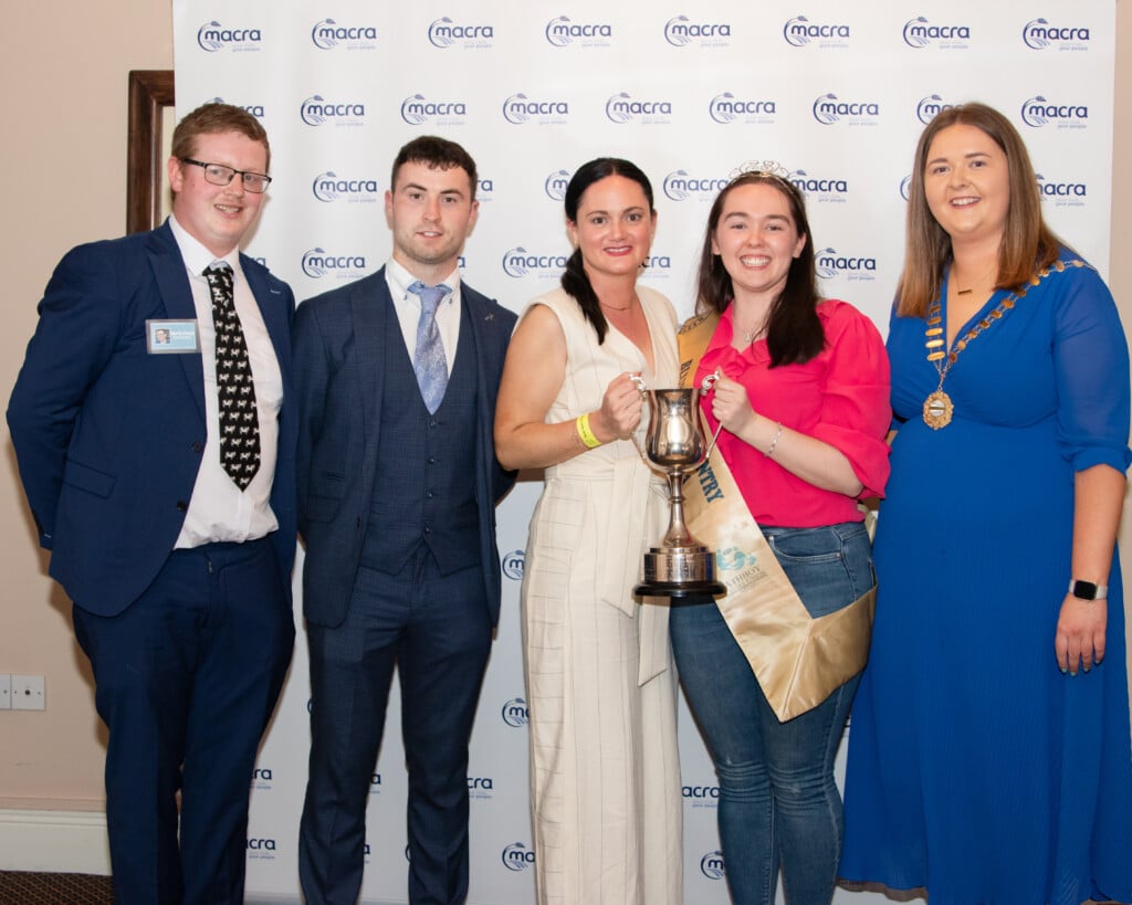 L-r: Martin Flood and Paul Gill (chair and secretary of Blue Jean Country Queen Festival); Helen Hughes, Athboy Credit Union; 2024 Blue Jean Country Queen Alannah Finnegan; Elaine Houlihan, Macra president. Image source: Grace Halton
