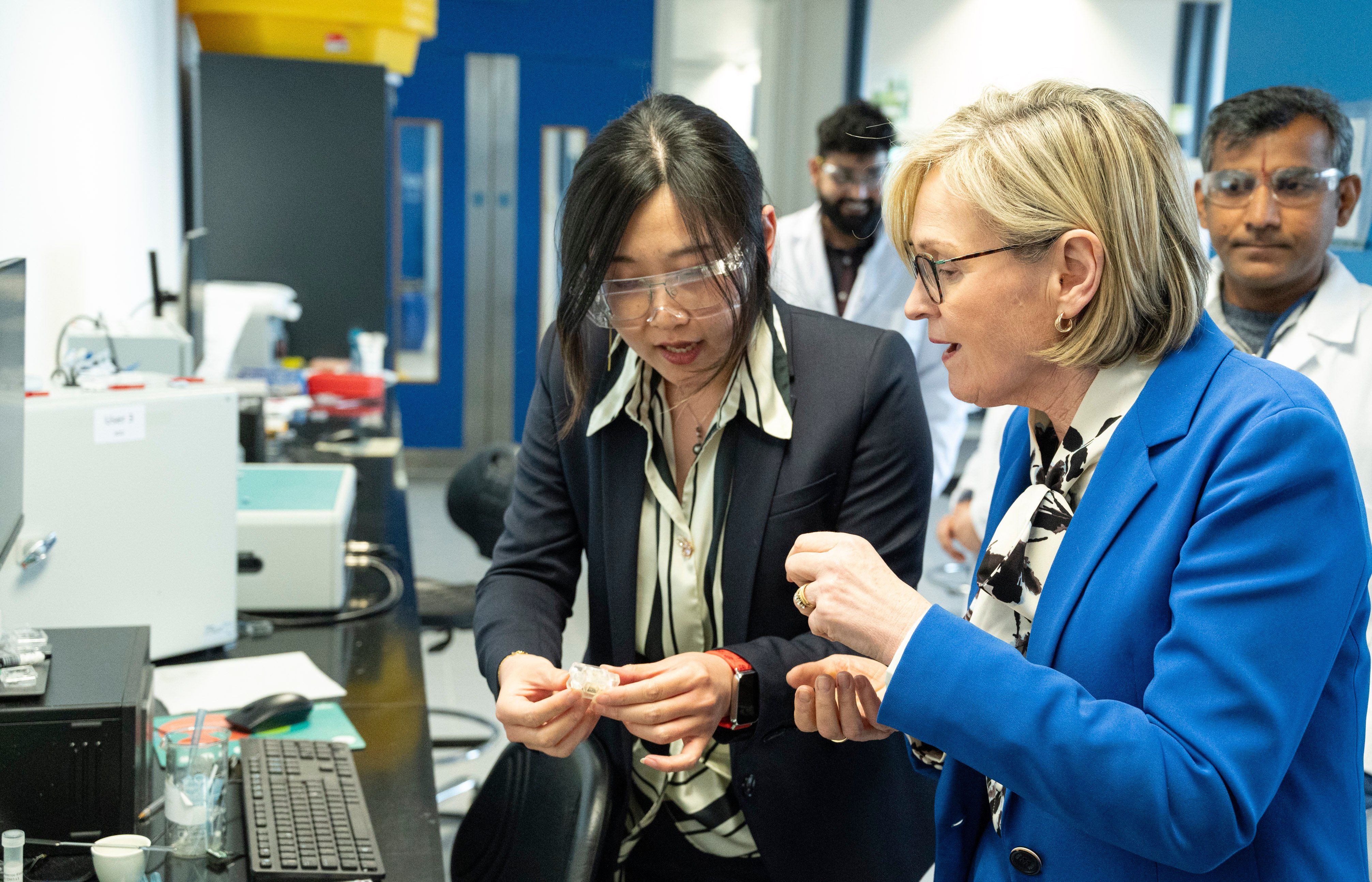 EU Commissioner Mairead McGuinness on a recent visit to Tyndall, met the team and learned about the soil sensor technology