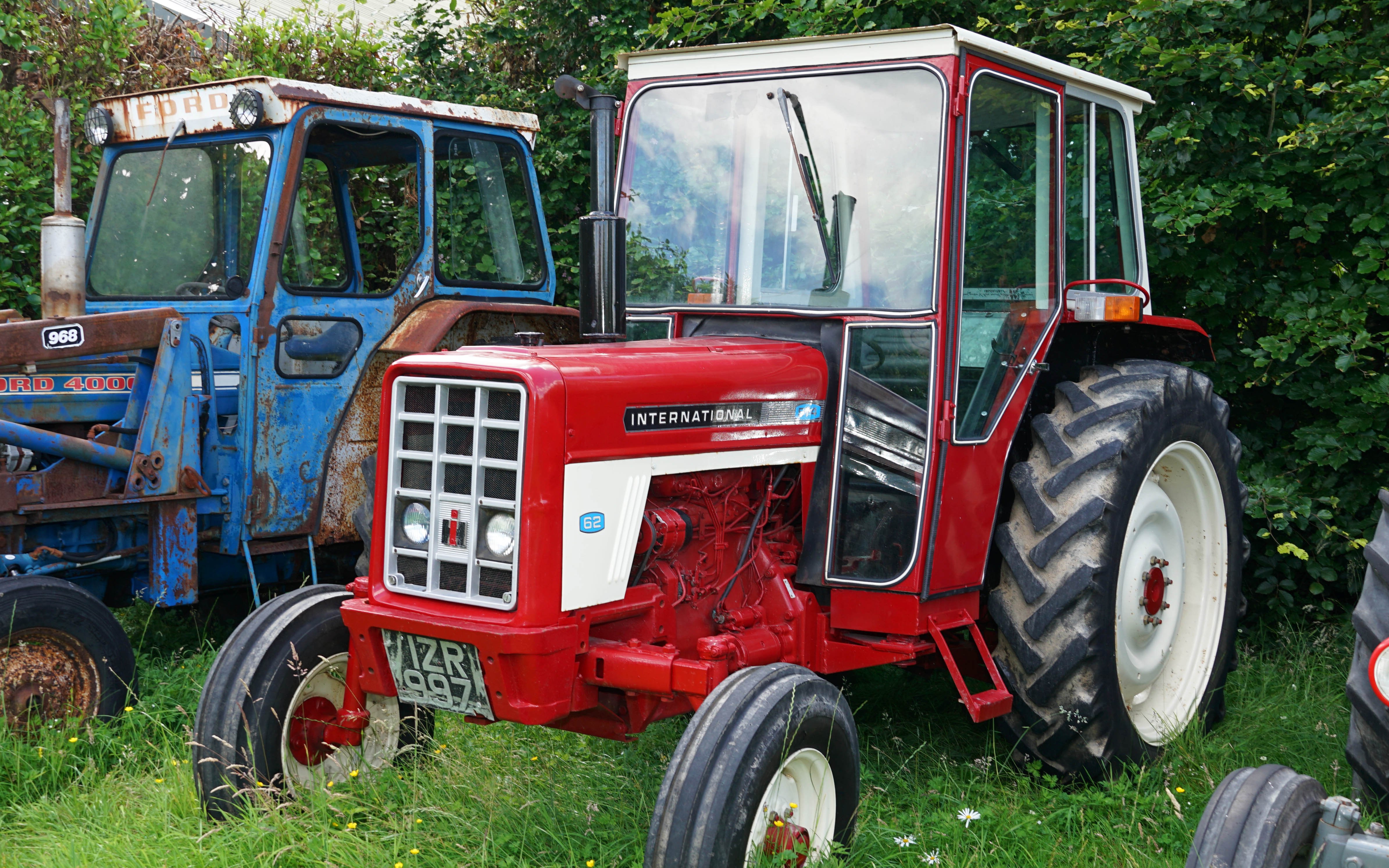 A nicely restored and attractive International 674 awaits a new home