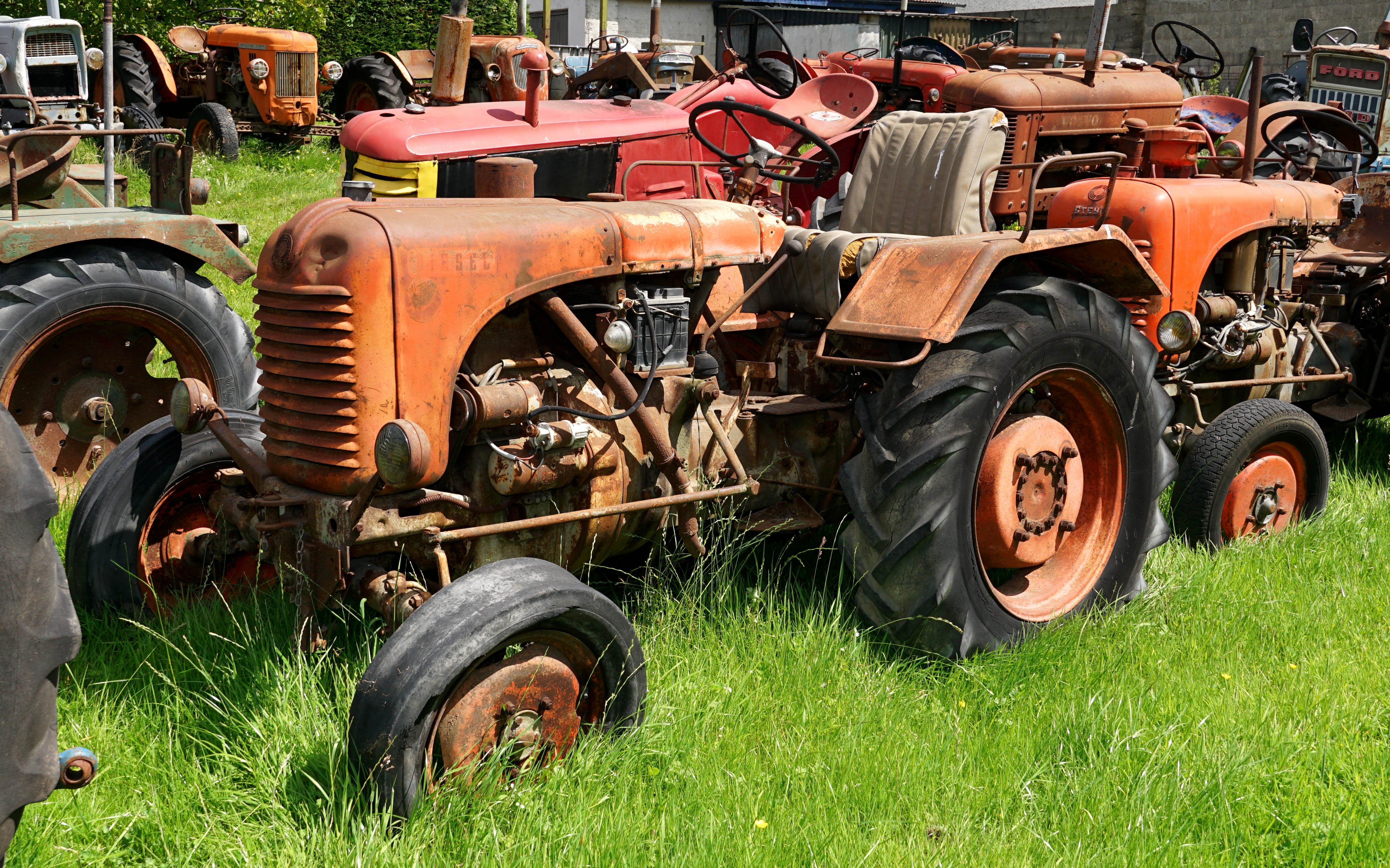 45,068 Steyr type 80 tractors were built between 1949 and 1964