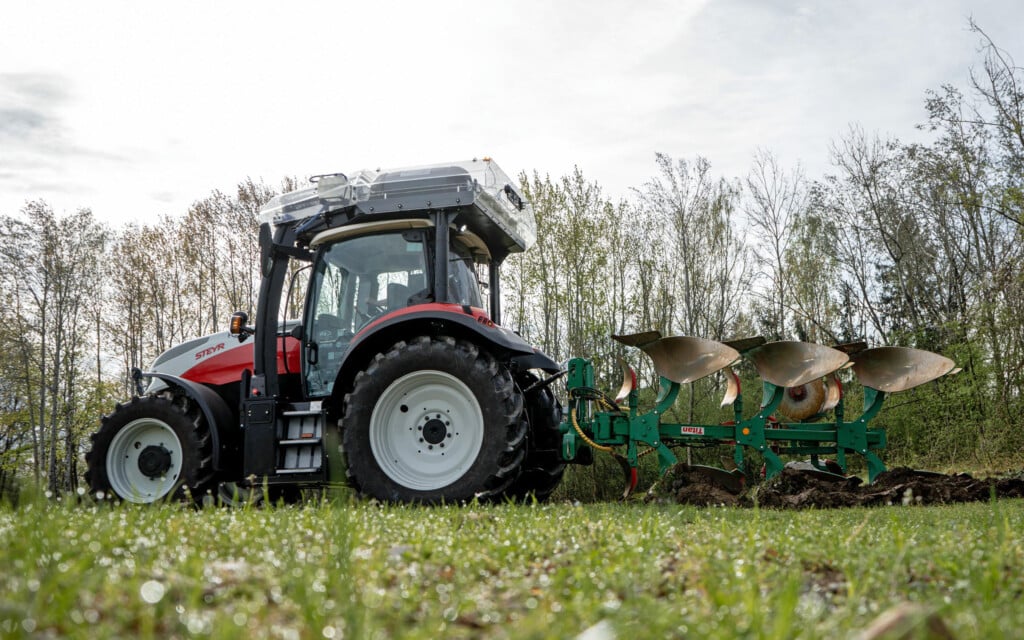 Power is said to match its diesel equivalent although range is not specified