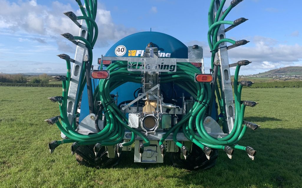 The hoses are neatly routed at the rear of the tanker