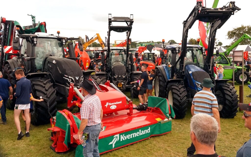 Dealer stands at Tullamore Show were buzzing all day with plenty of interest in the tractors and implements