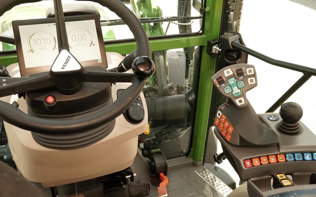 It might look like something out of an airliner's cockpit but its only as complicated as you wish to make it