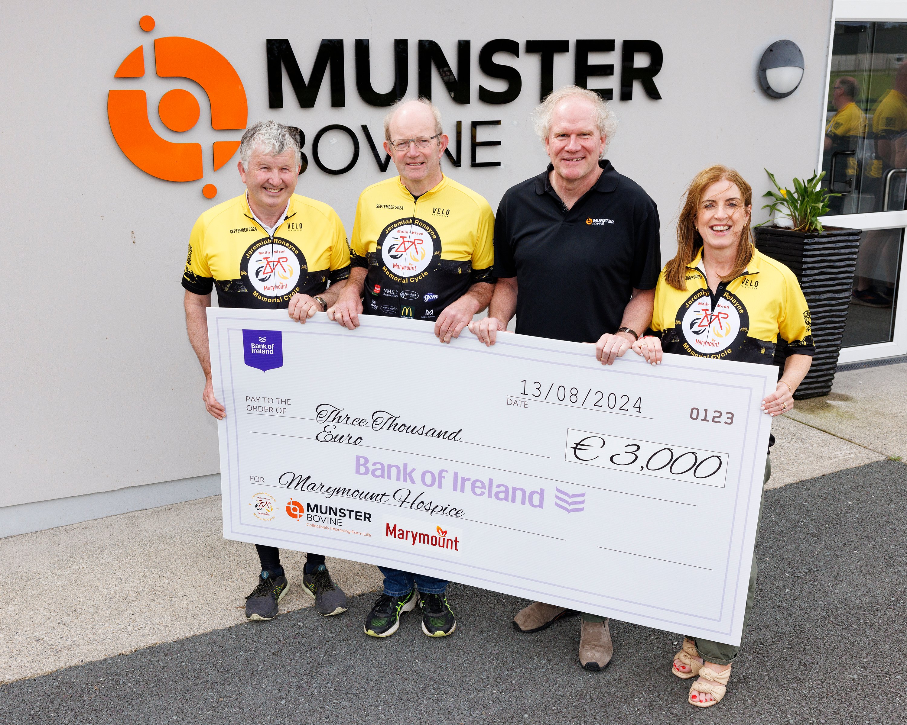Munster Bovine's CEO Martin Kavanagh&nbsp; and Fidelma O' Leary pictured here at yesterday's official launch of the&nbsp; Jeremiah Ronayne Memorial Cycle fundraiser handing over Munster's sponsorship cheque to Tony O'Regan and John O'Mahony from the local group of farmers aiming to raise €50,000 for Marymount